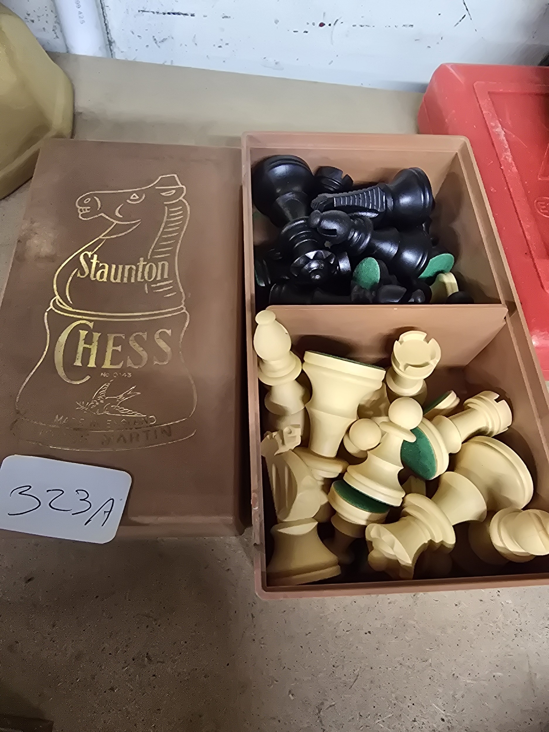 Lot 323a
