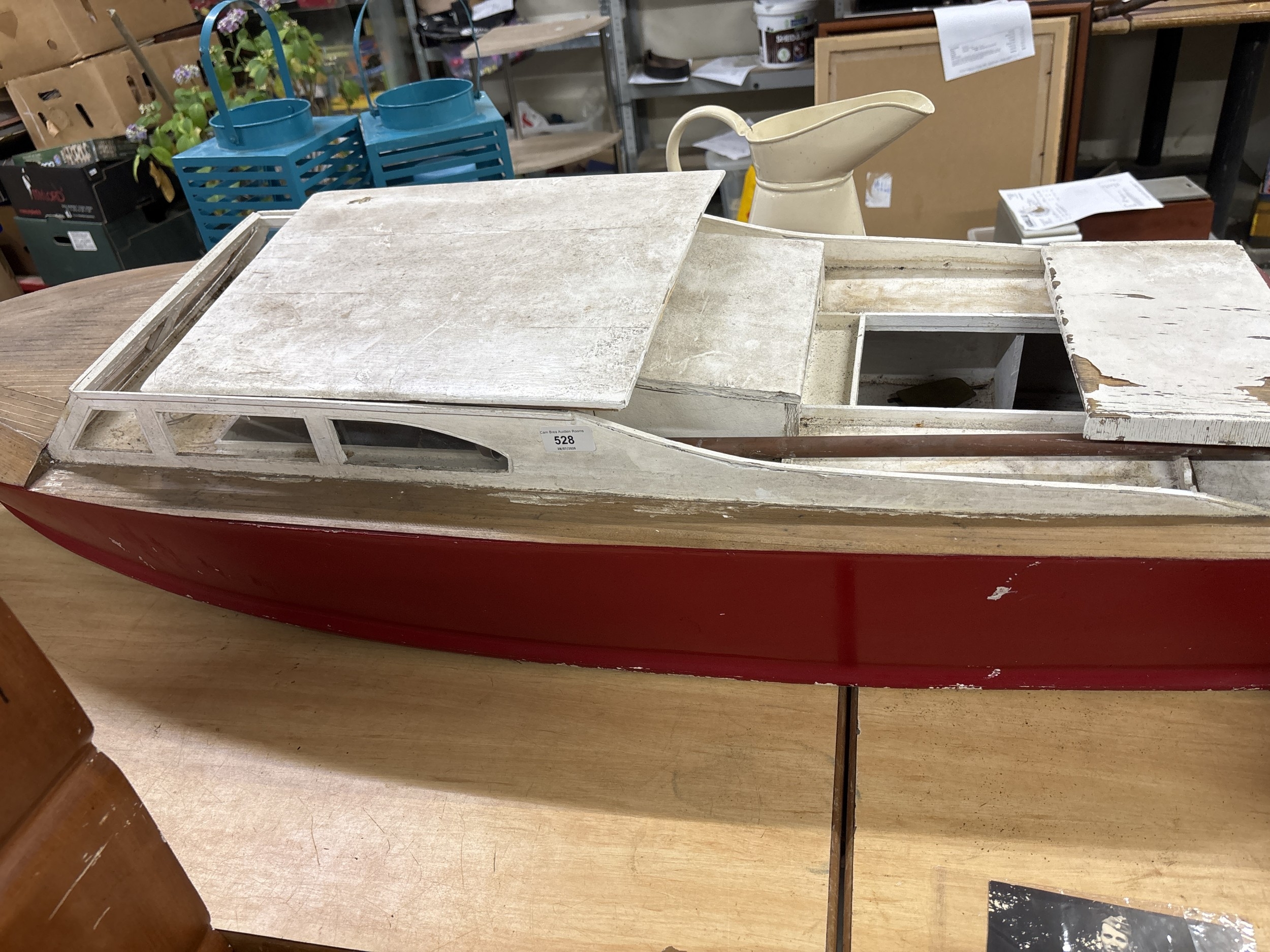 Lot 528