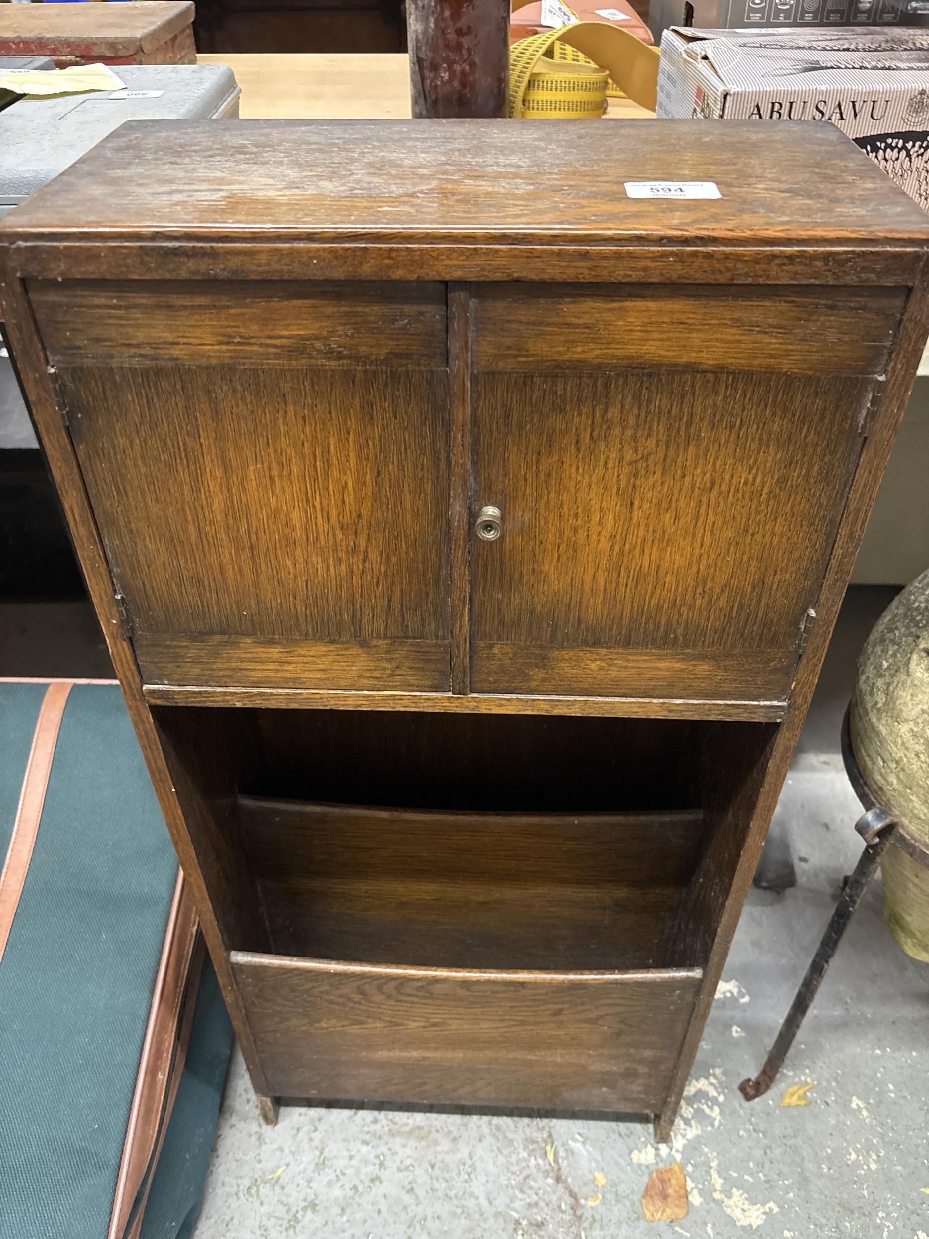 Lot 594