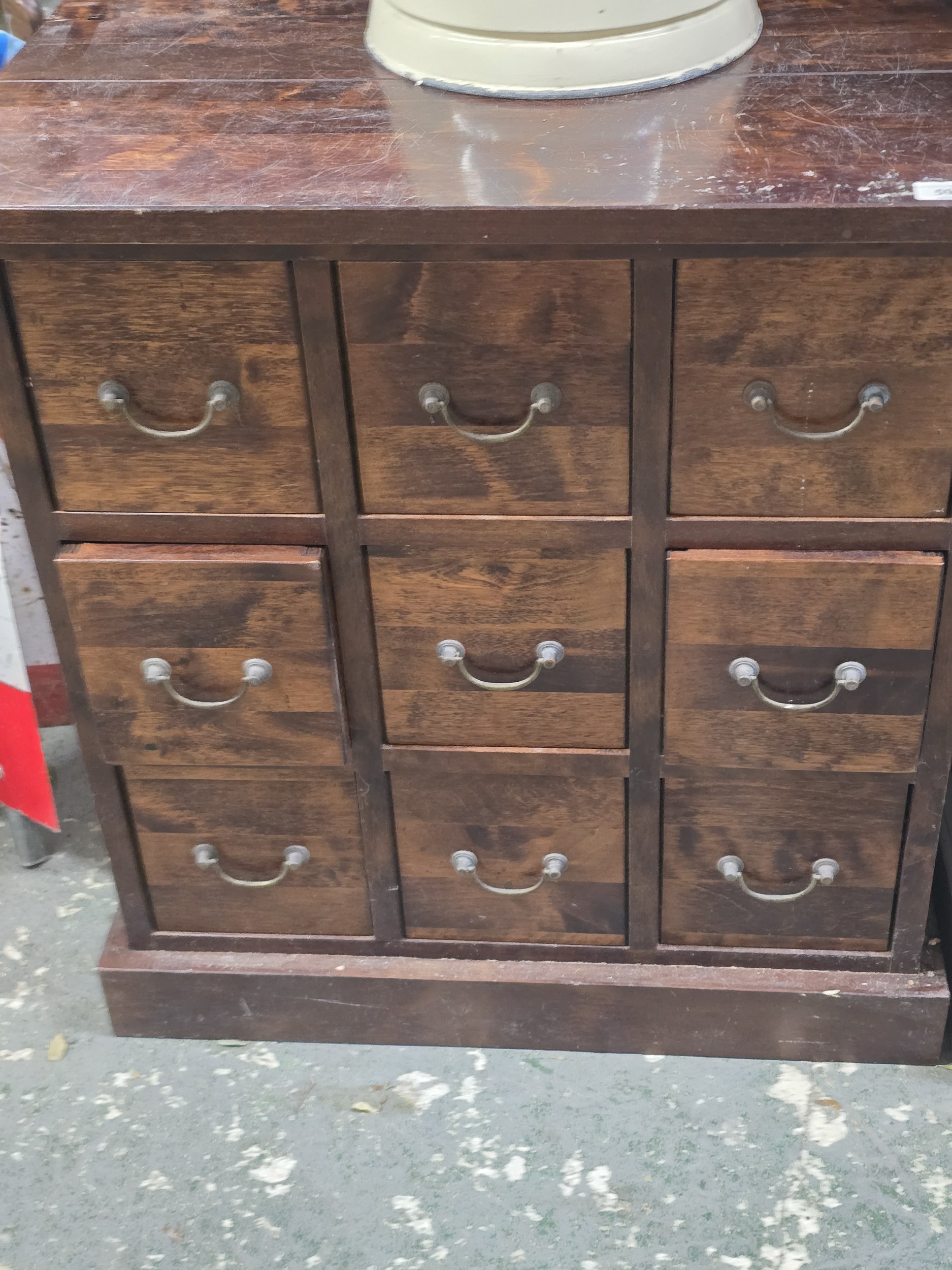 Lot 597