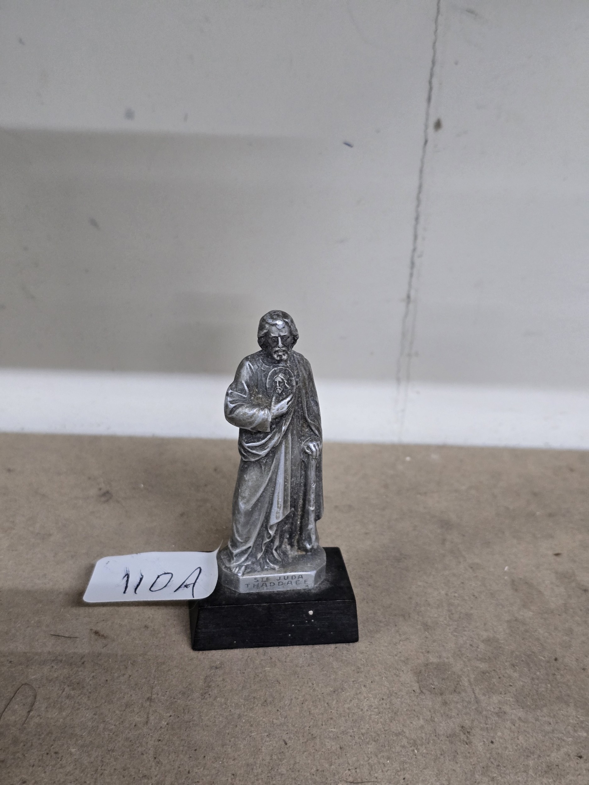 Lot 110a