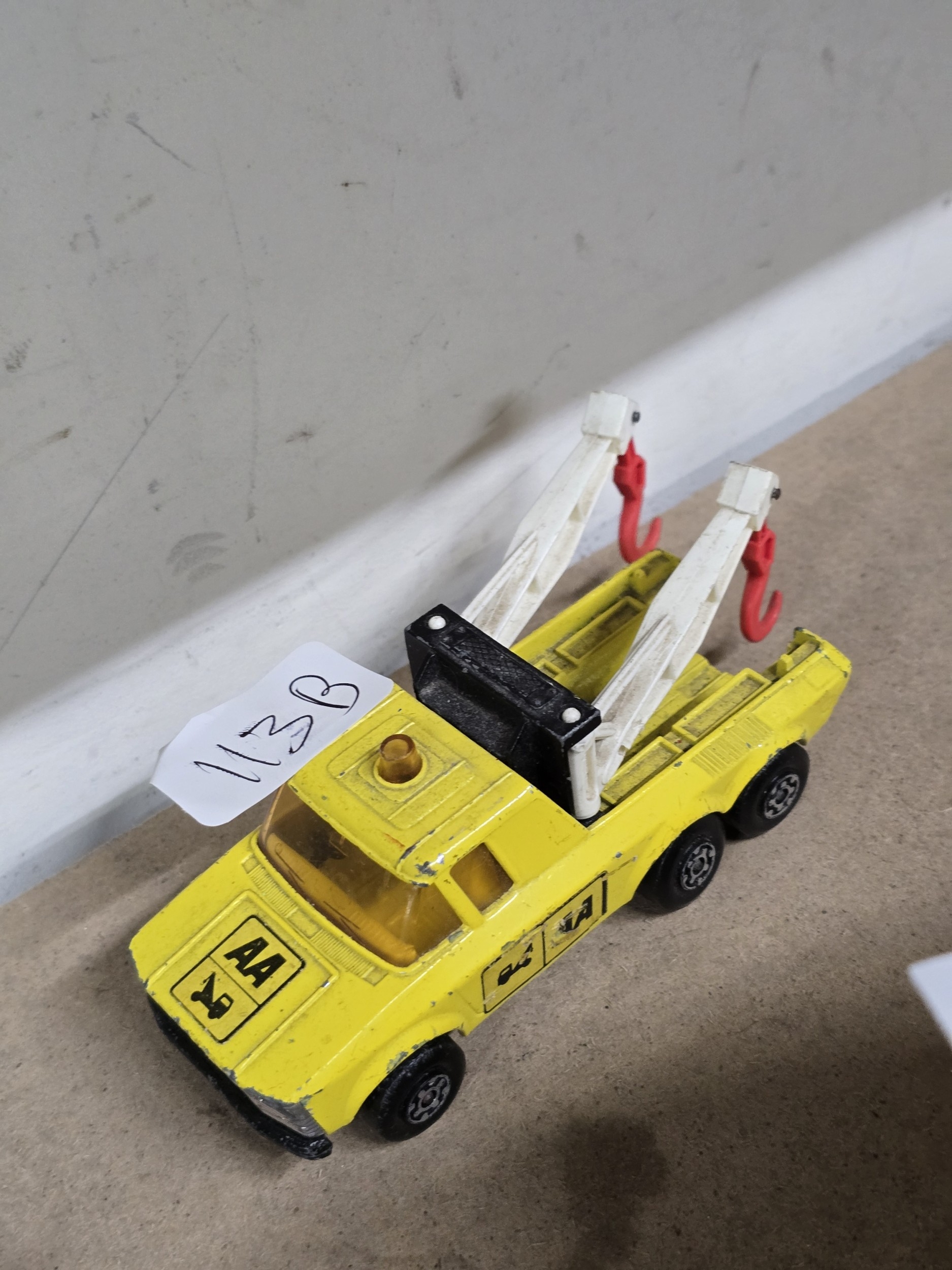 Lot 113b