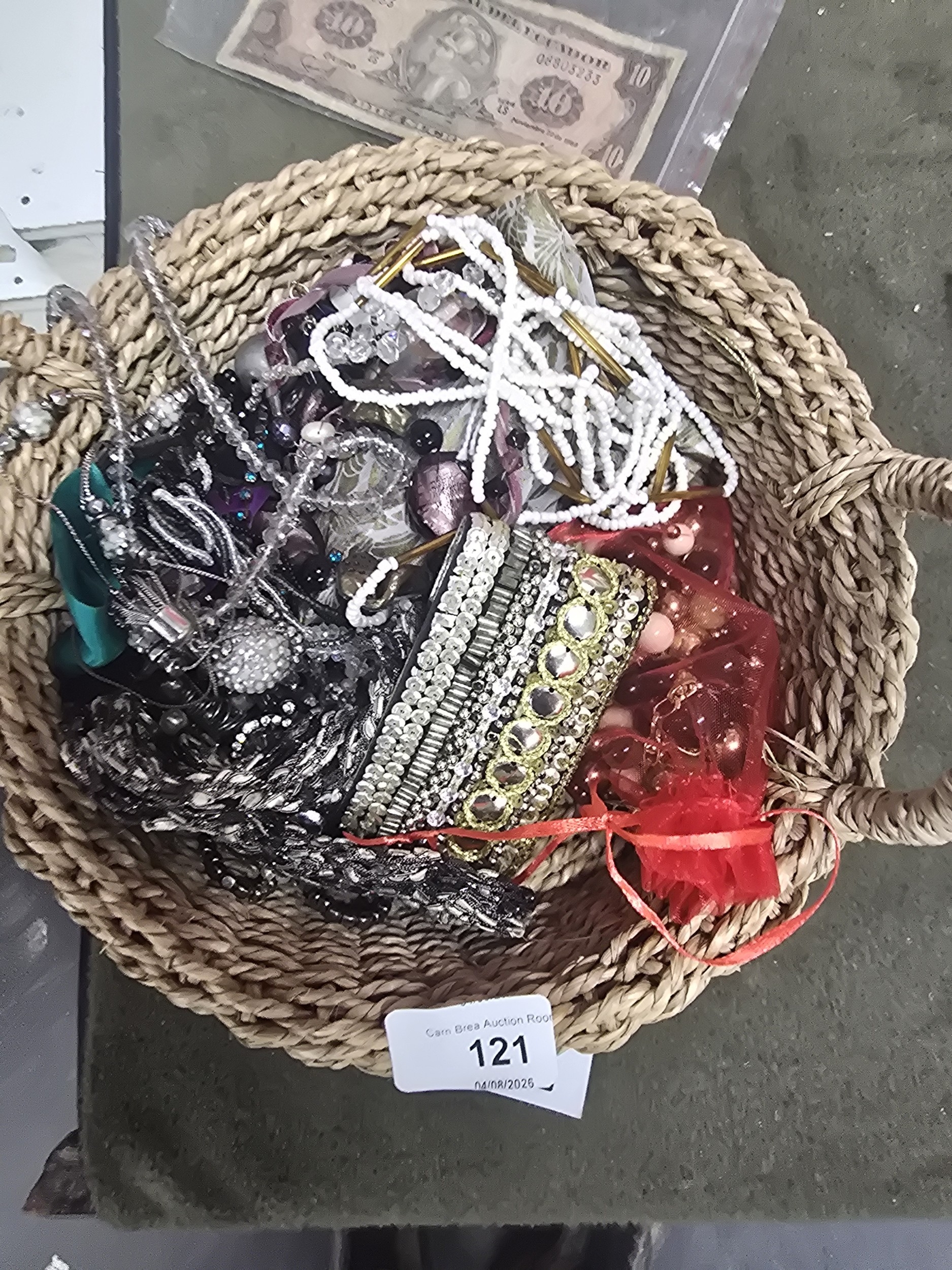 Lot 121