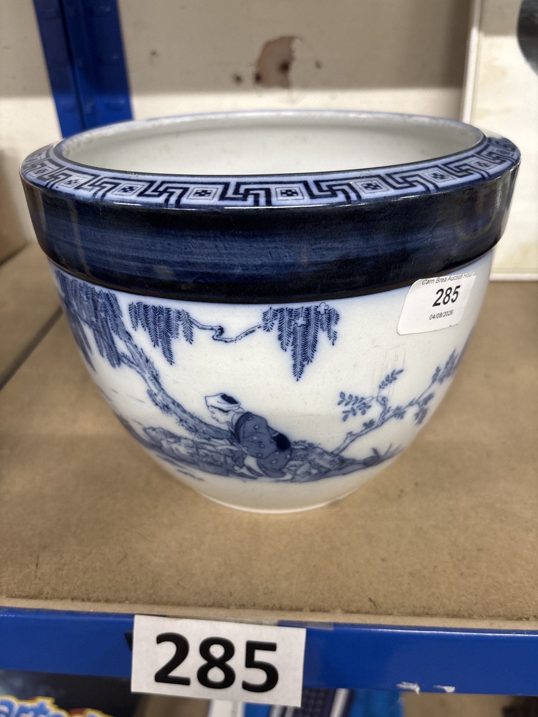 Lot 285