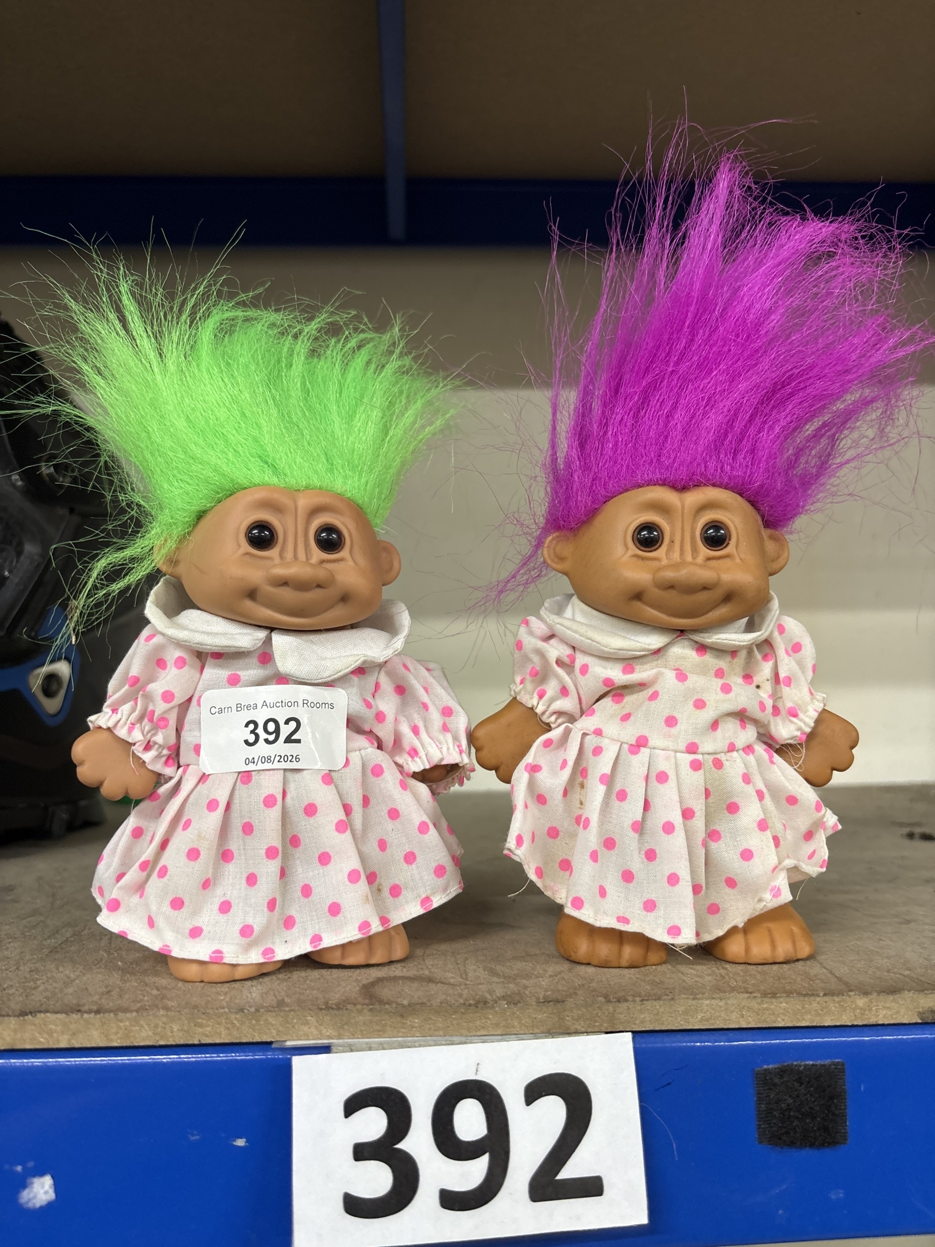Lot 392