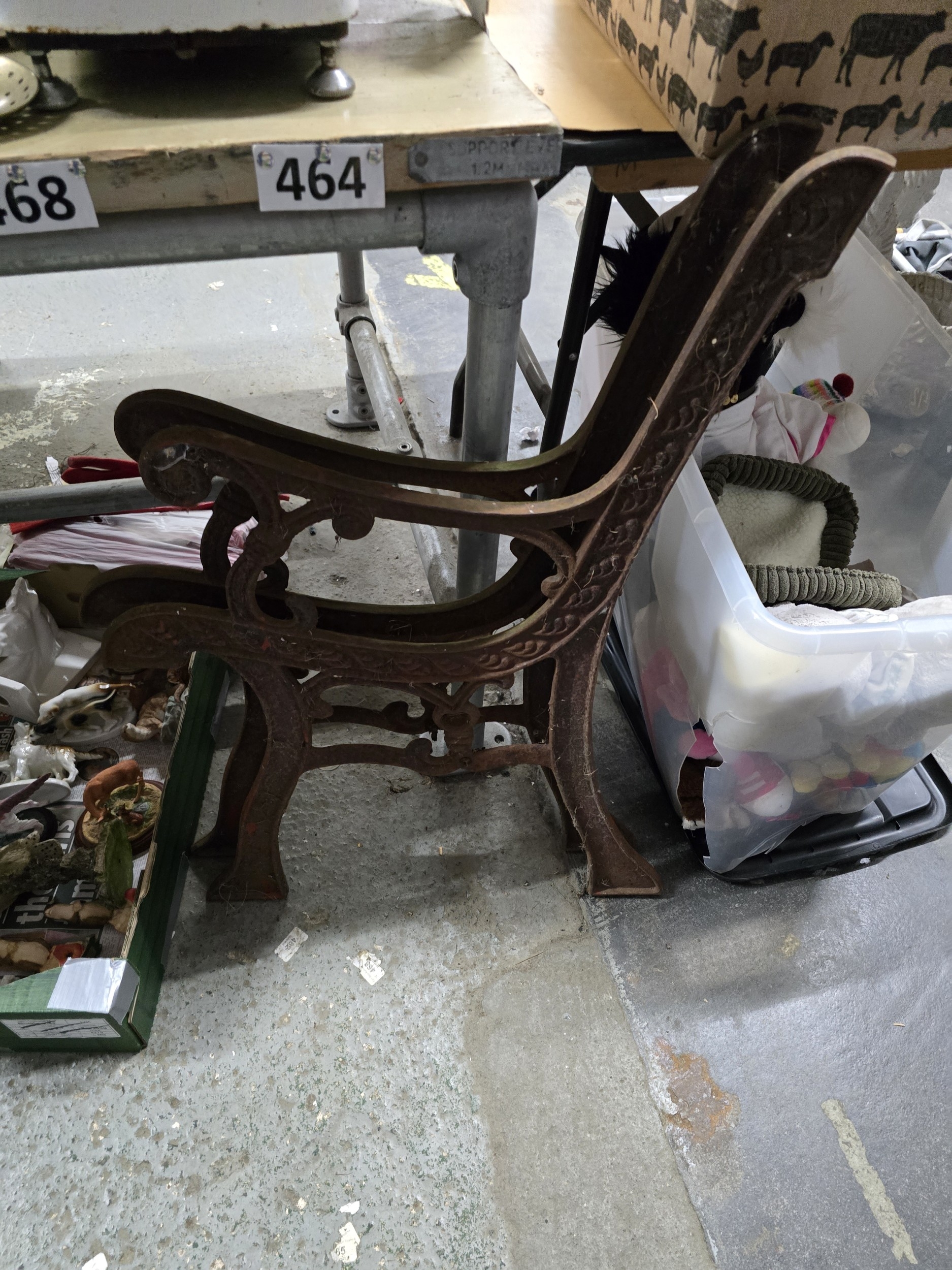 Lot 469