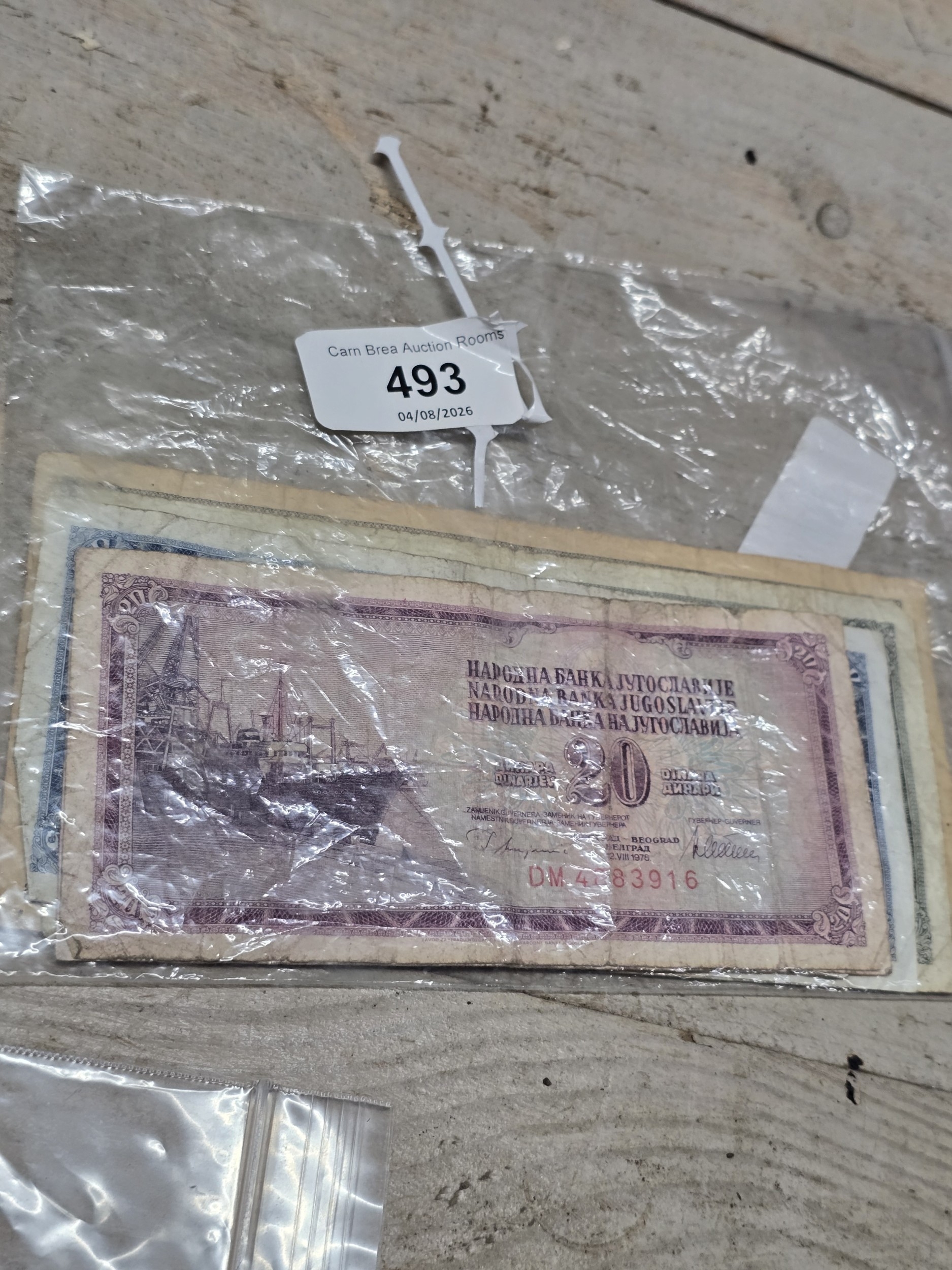 Lot 493