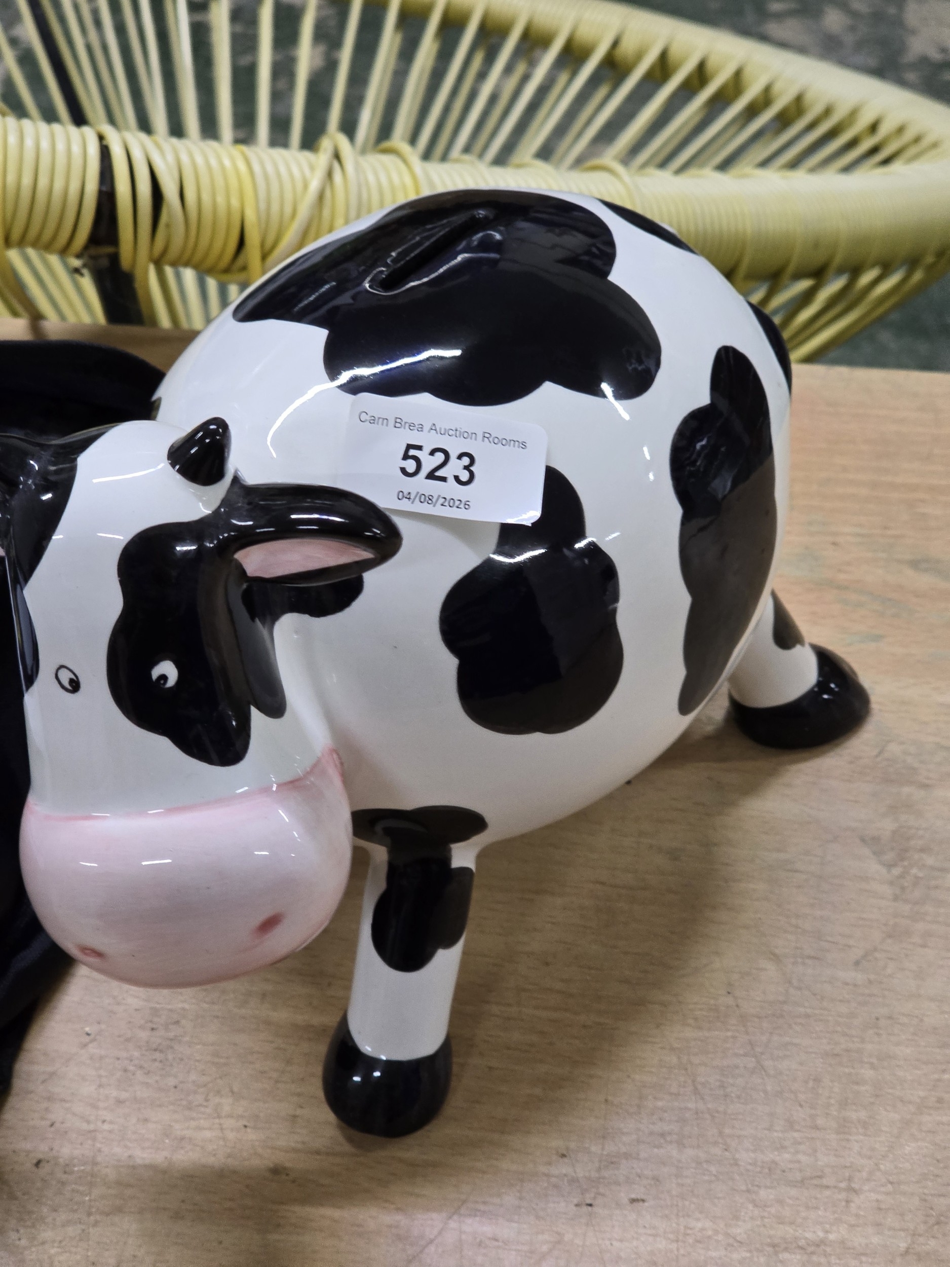 Lot 523