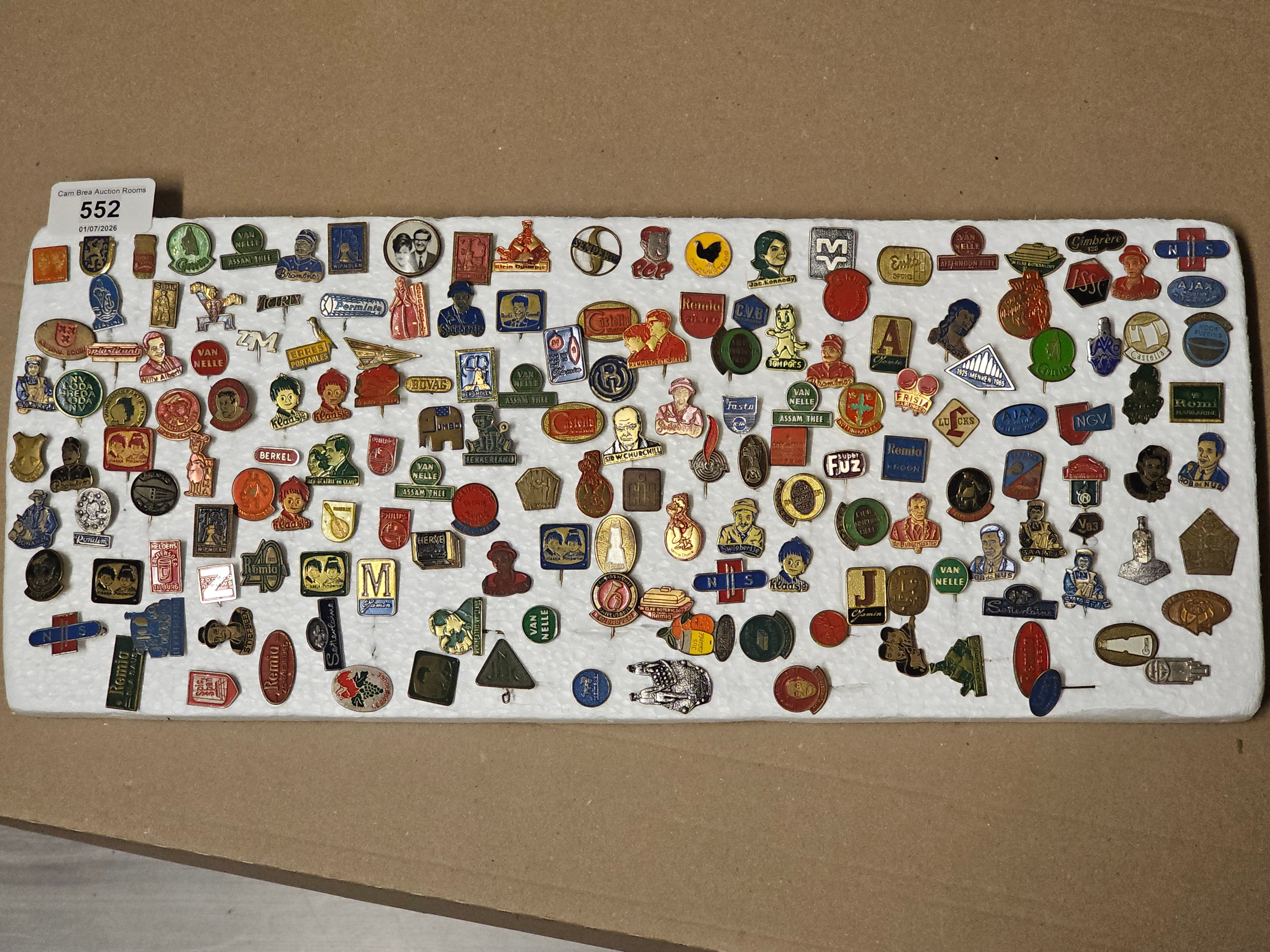 Lot 552