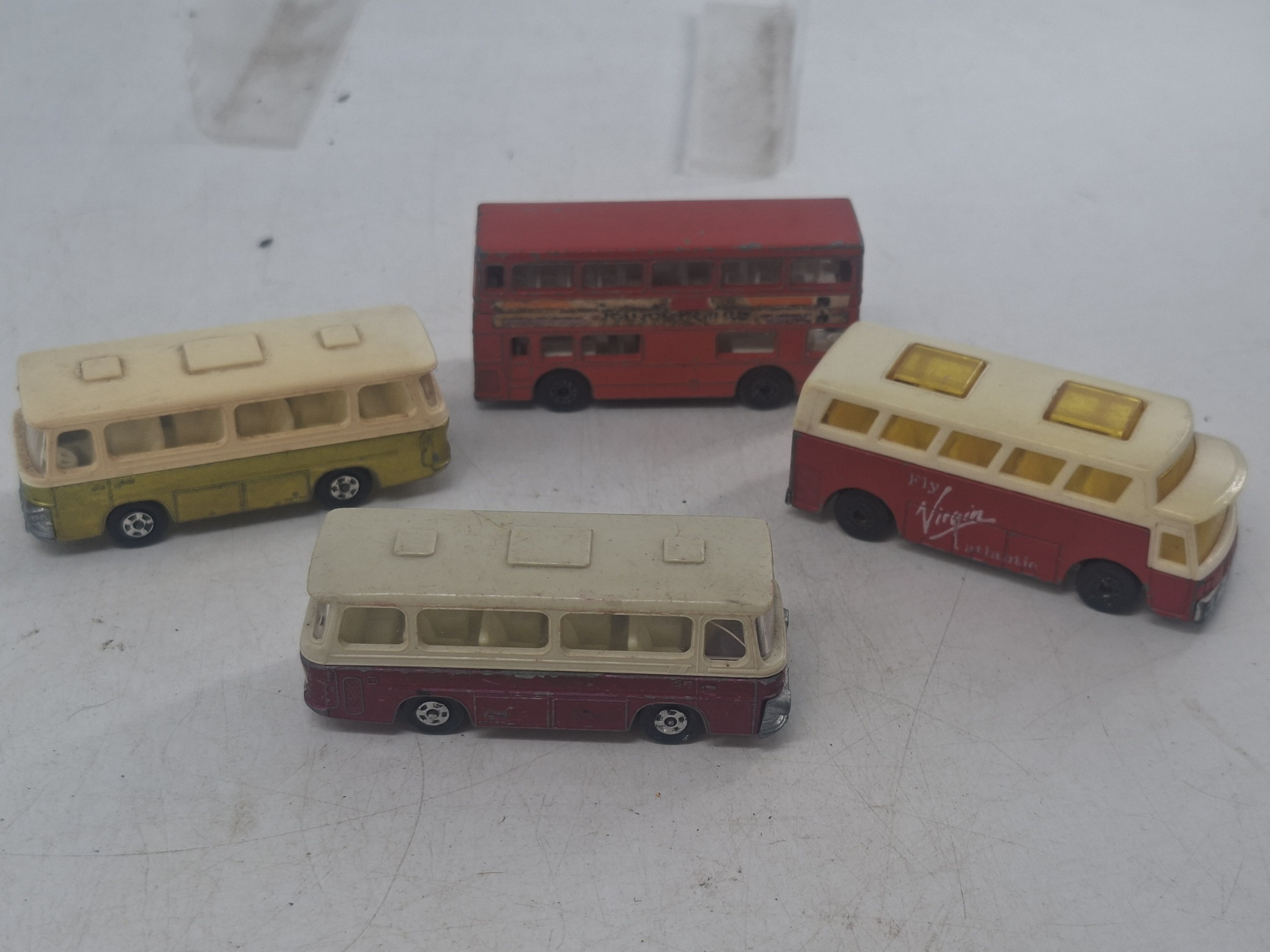 Lot 588