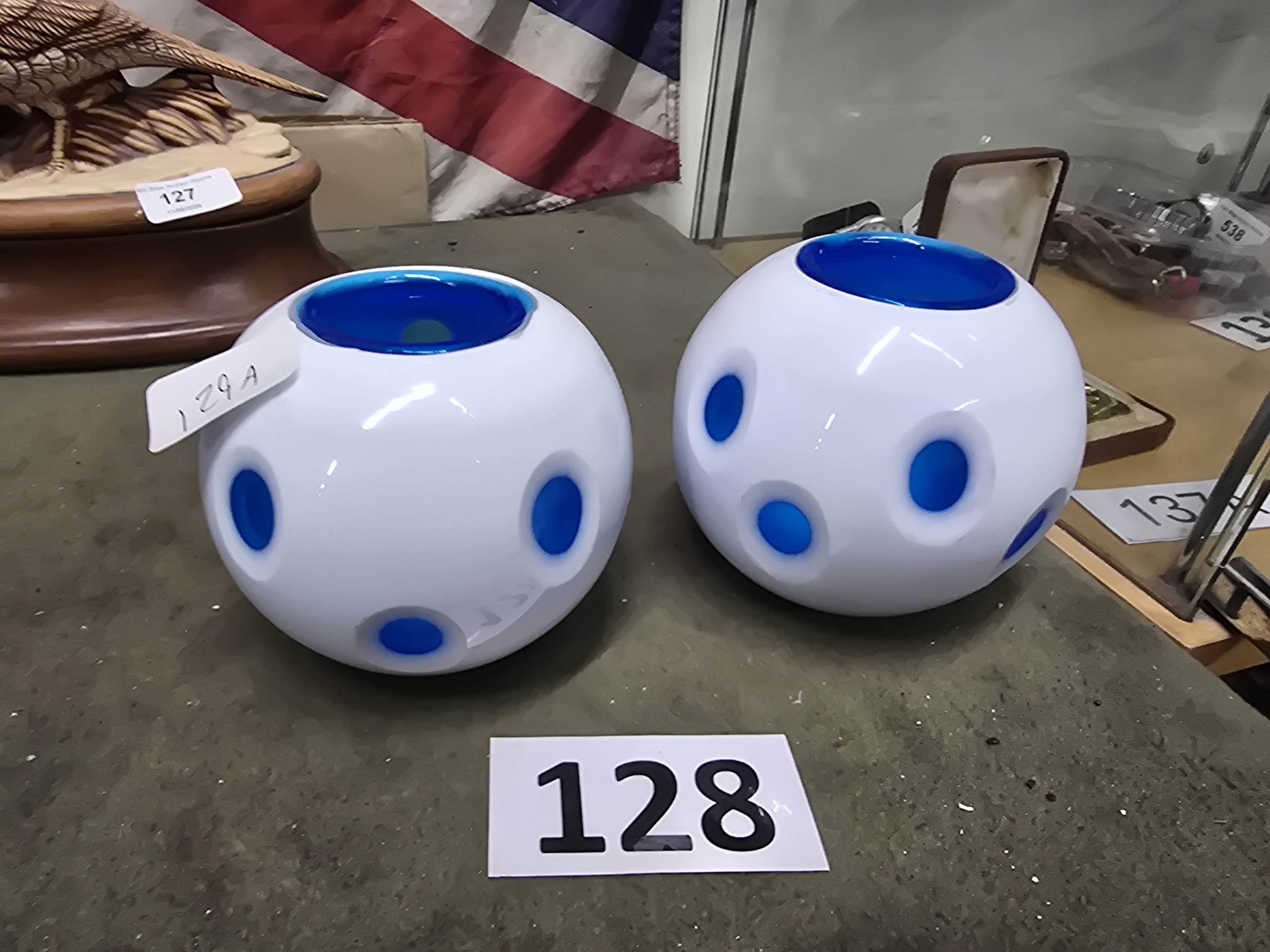 Lot 129a