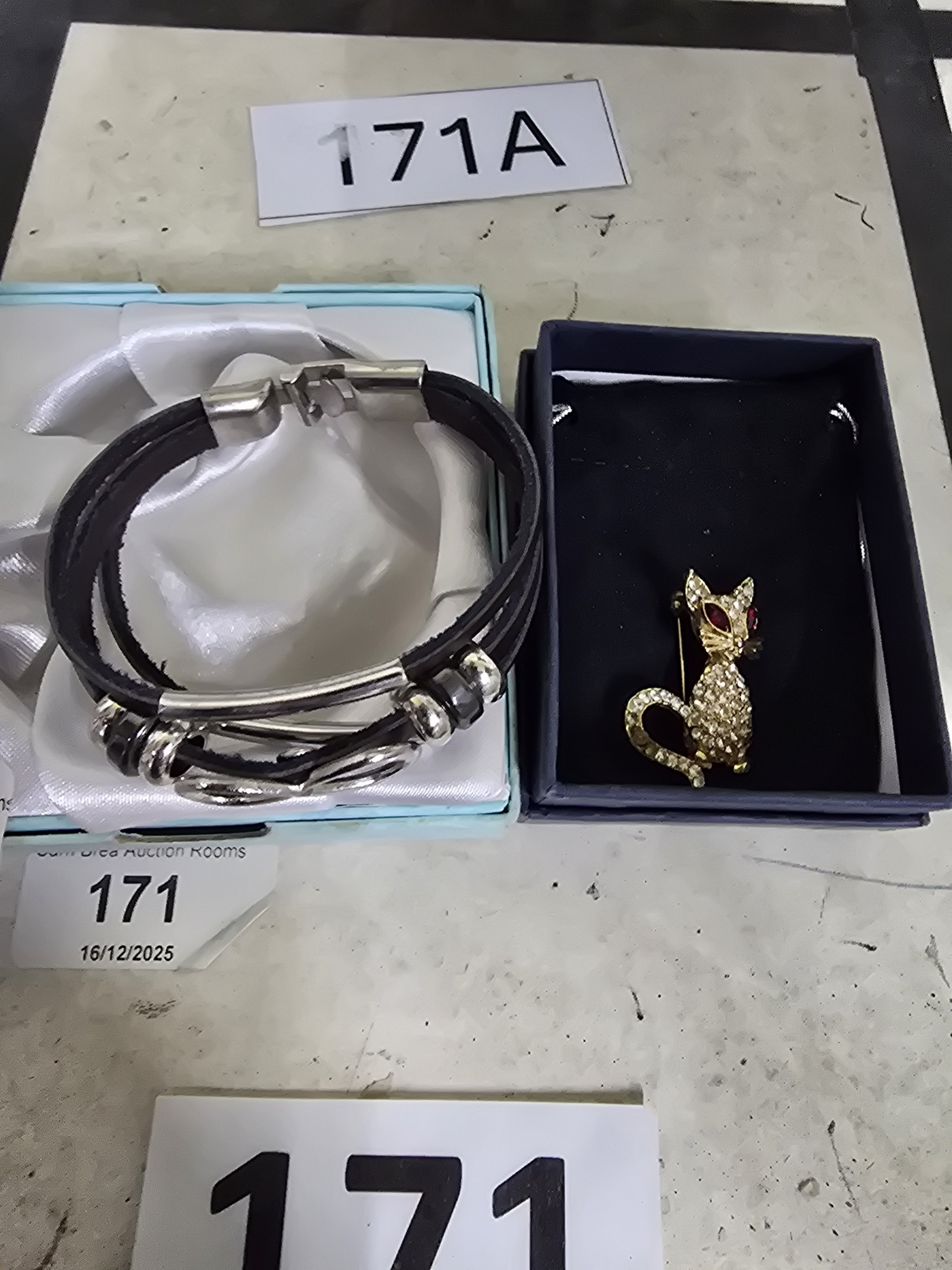 Lot 171