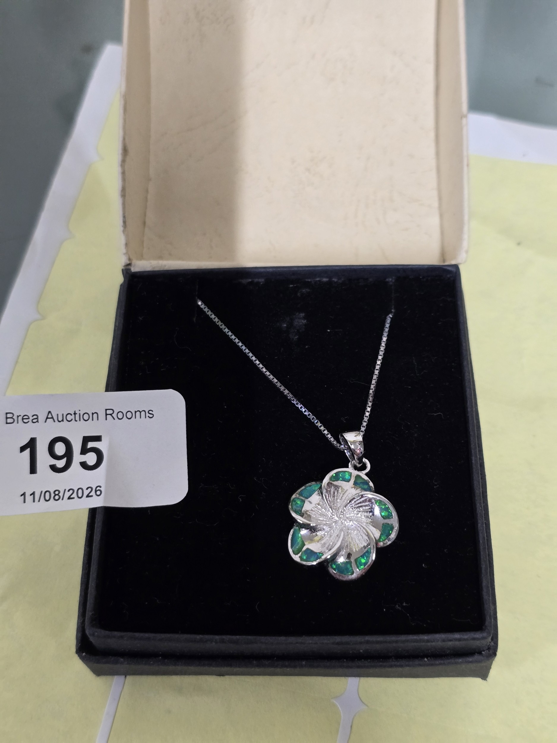 Lot 195
