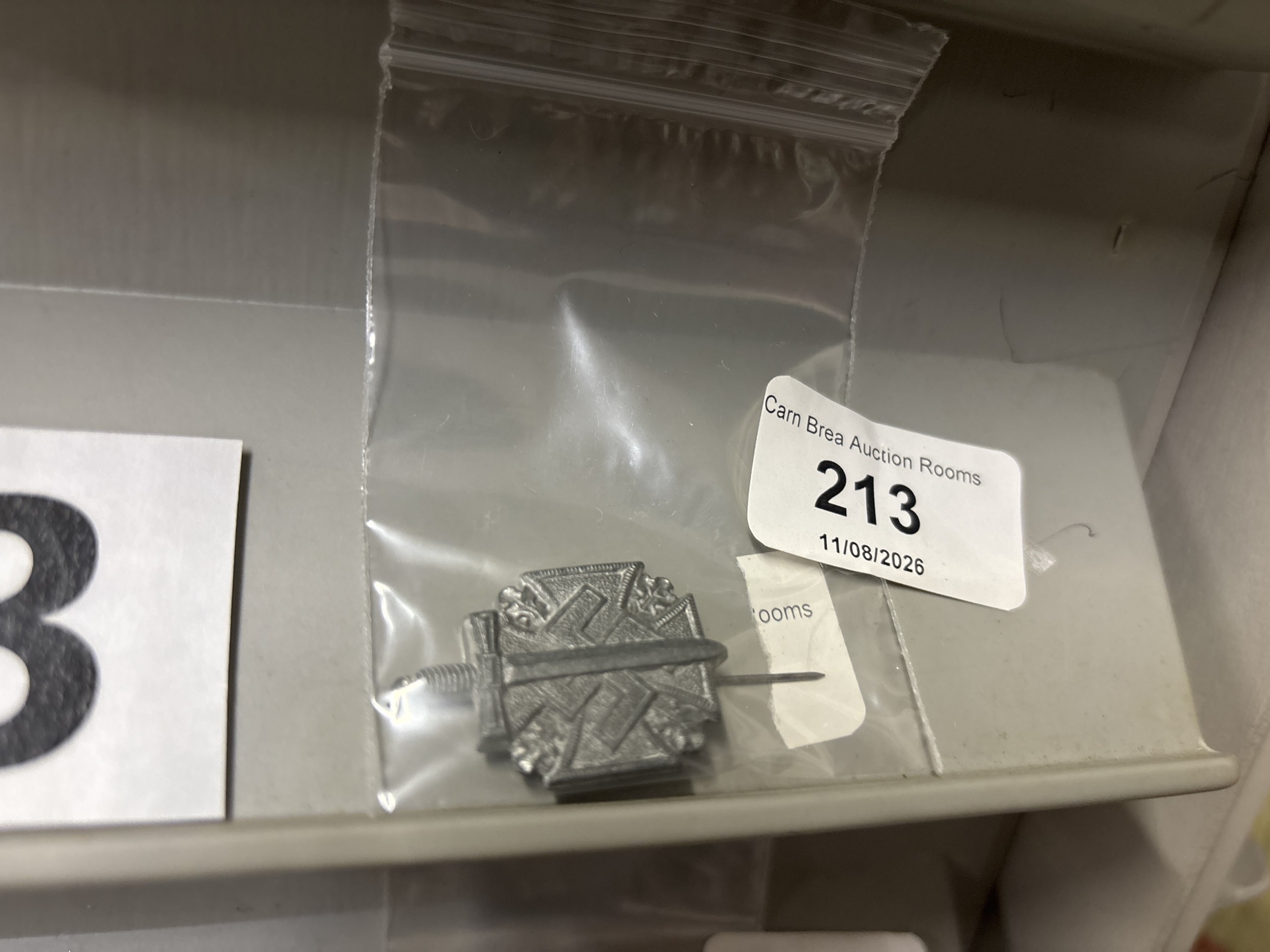 Lot 213