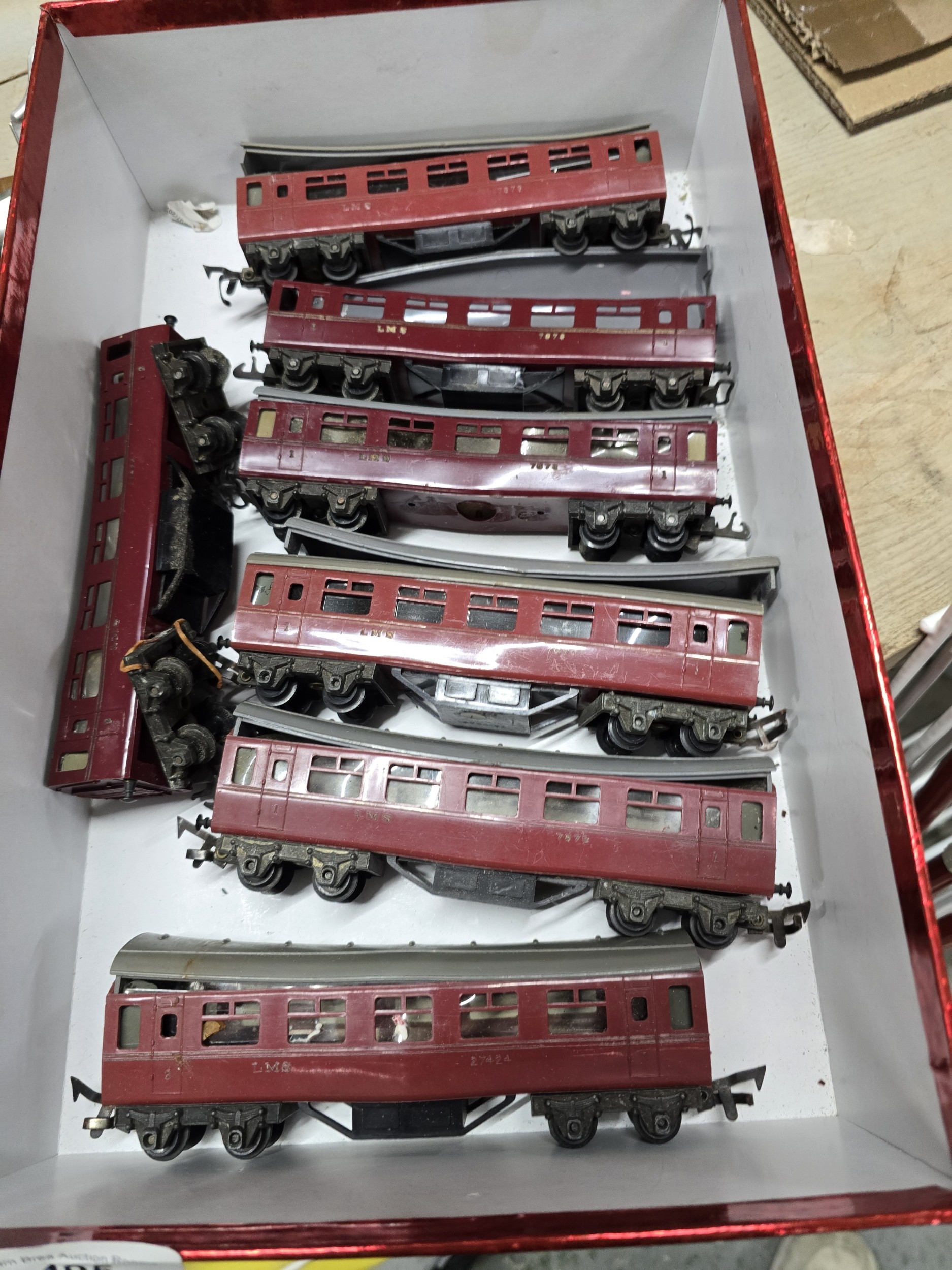 Lot 495