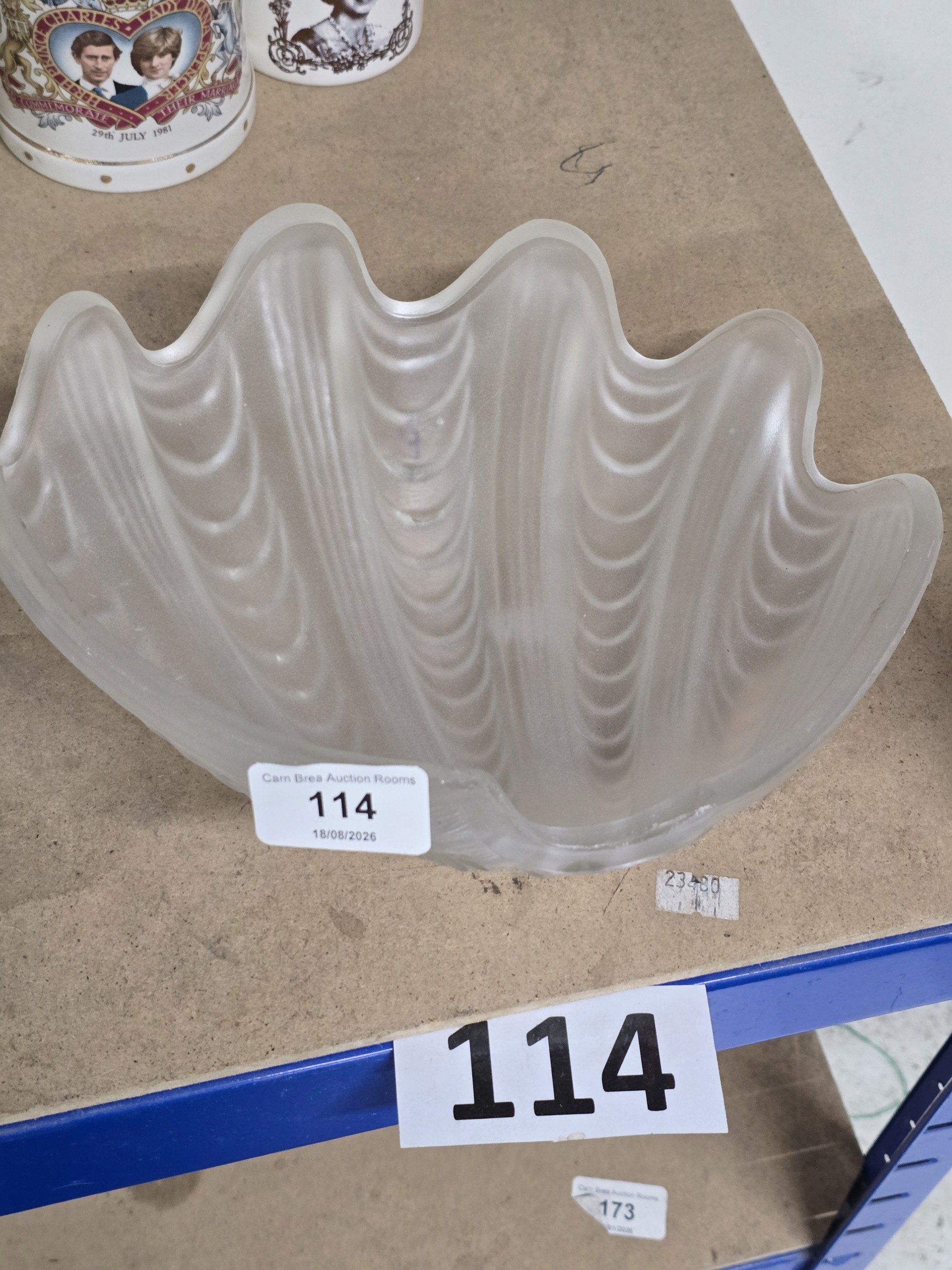 Lot 114
