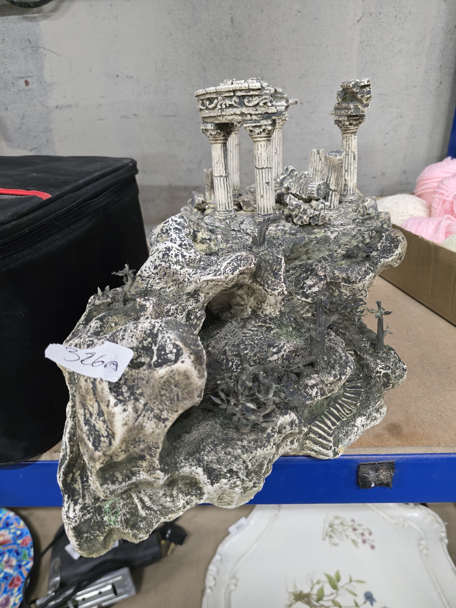 Lot 326a