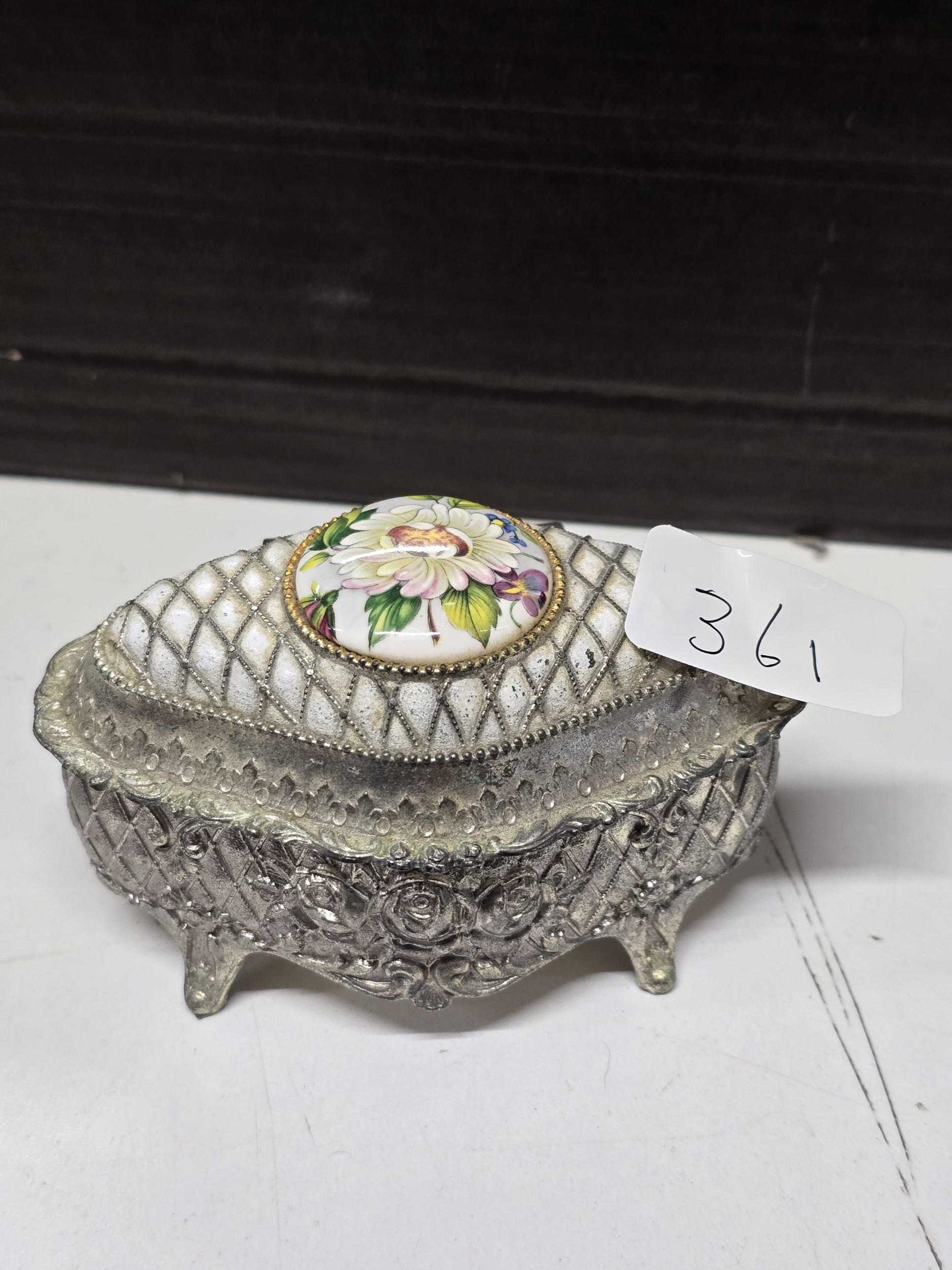 Lot 361