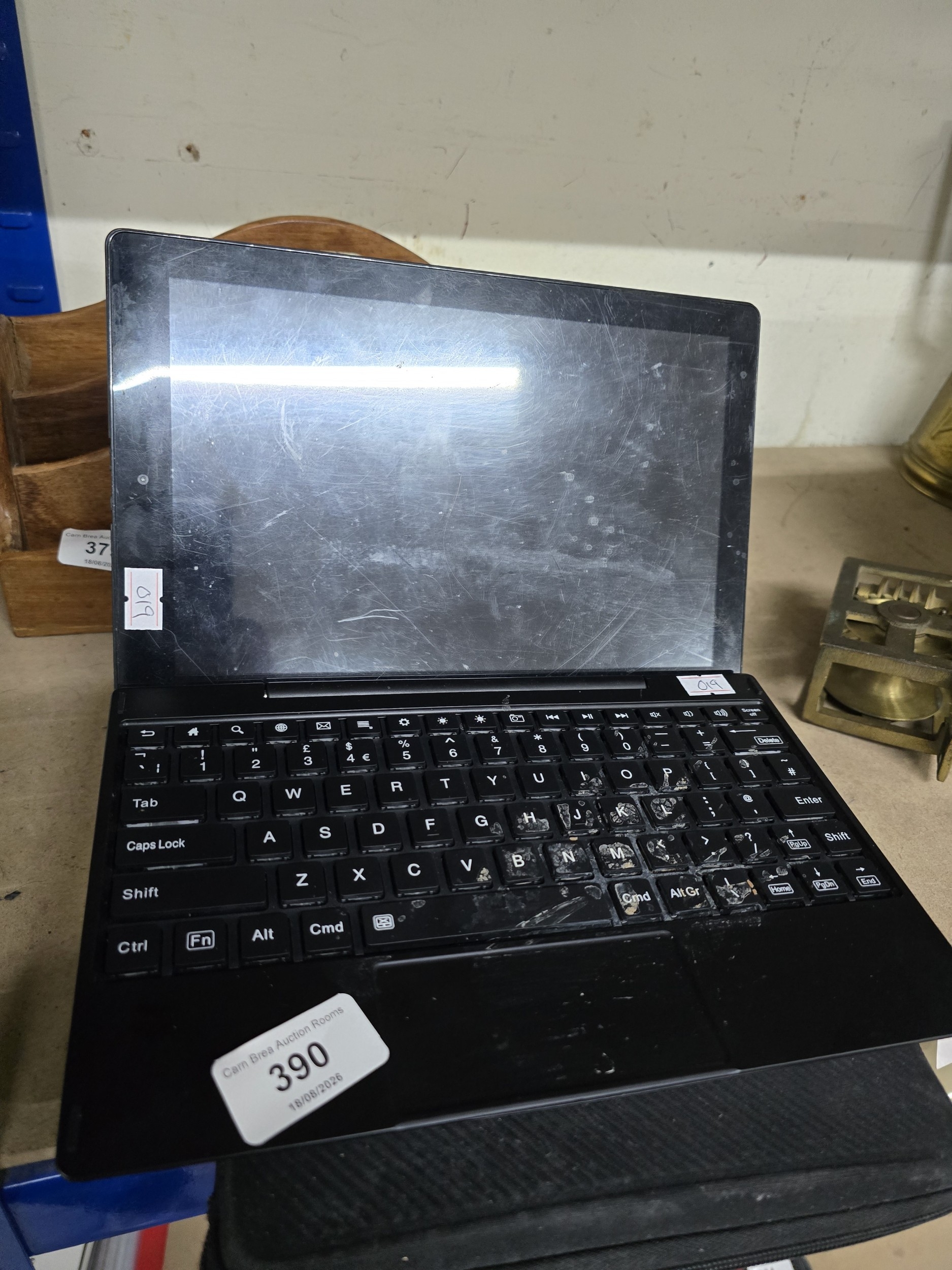 Lot 390