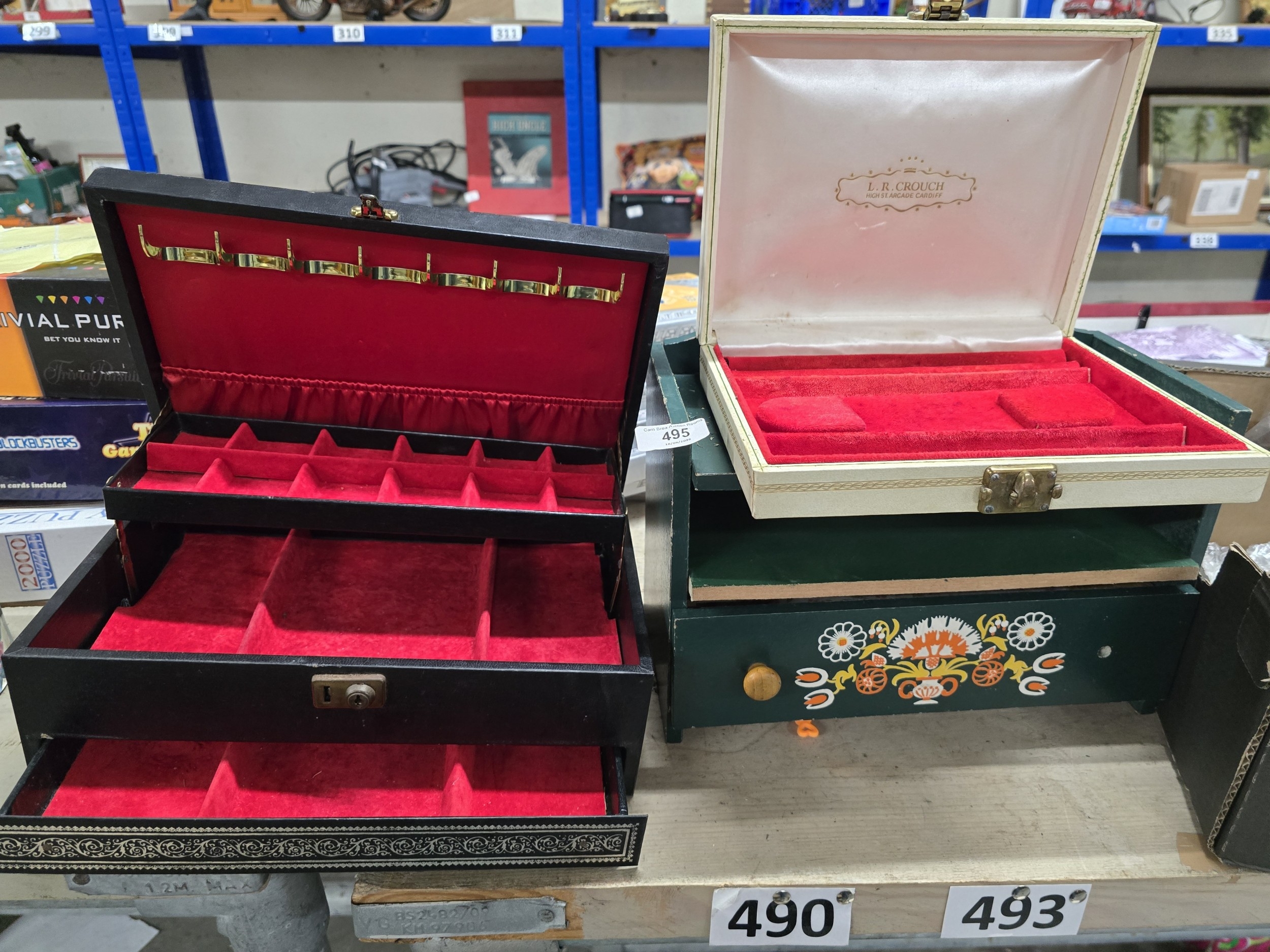 Lot 495