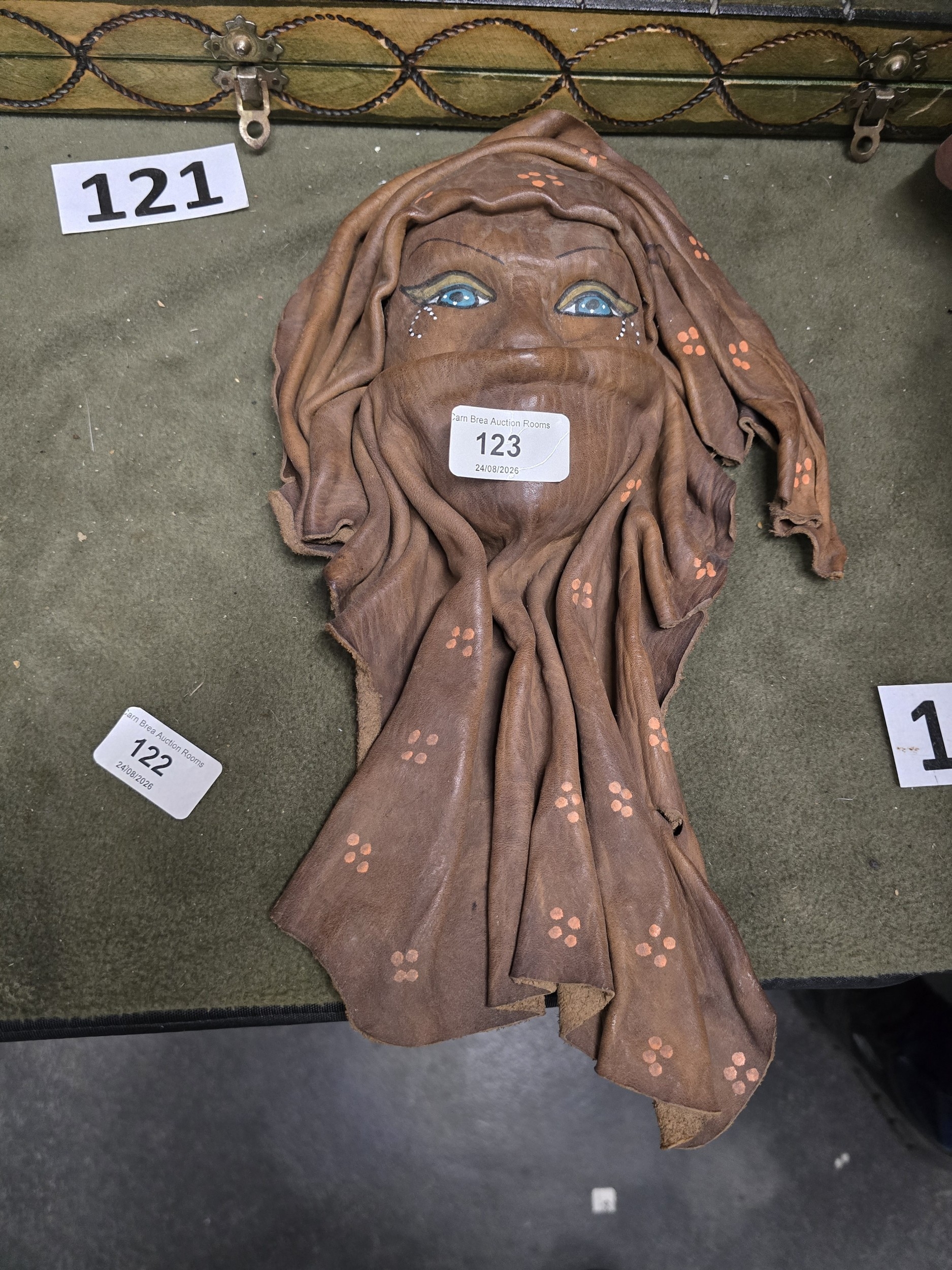 Lot 123