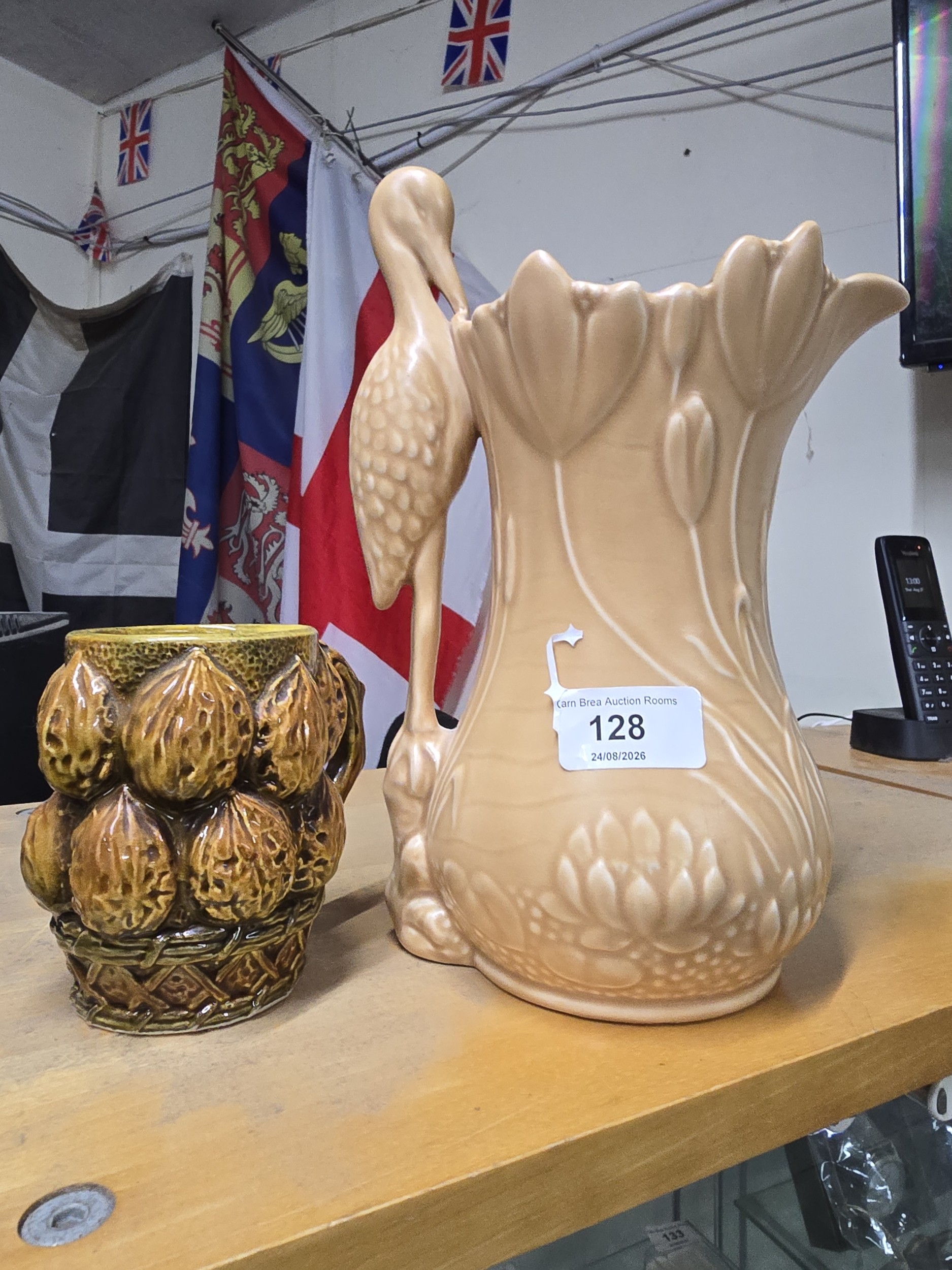 Lot 128