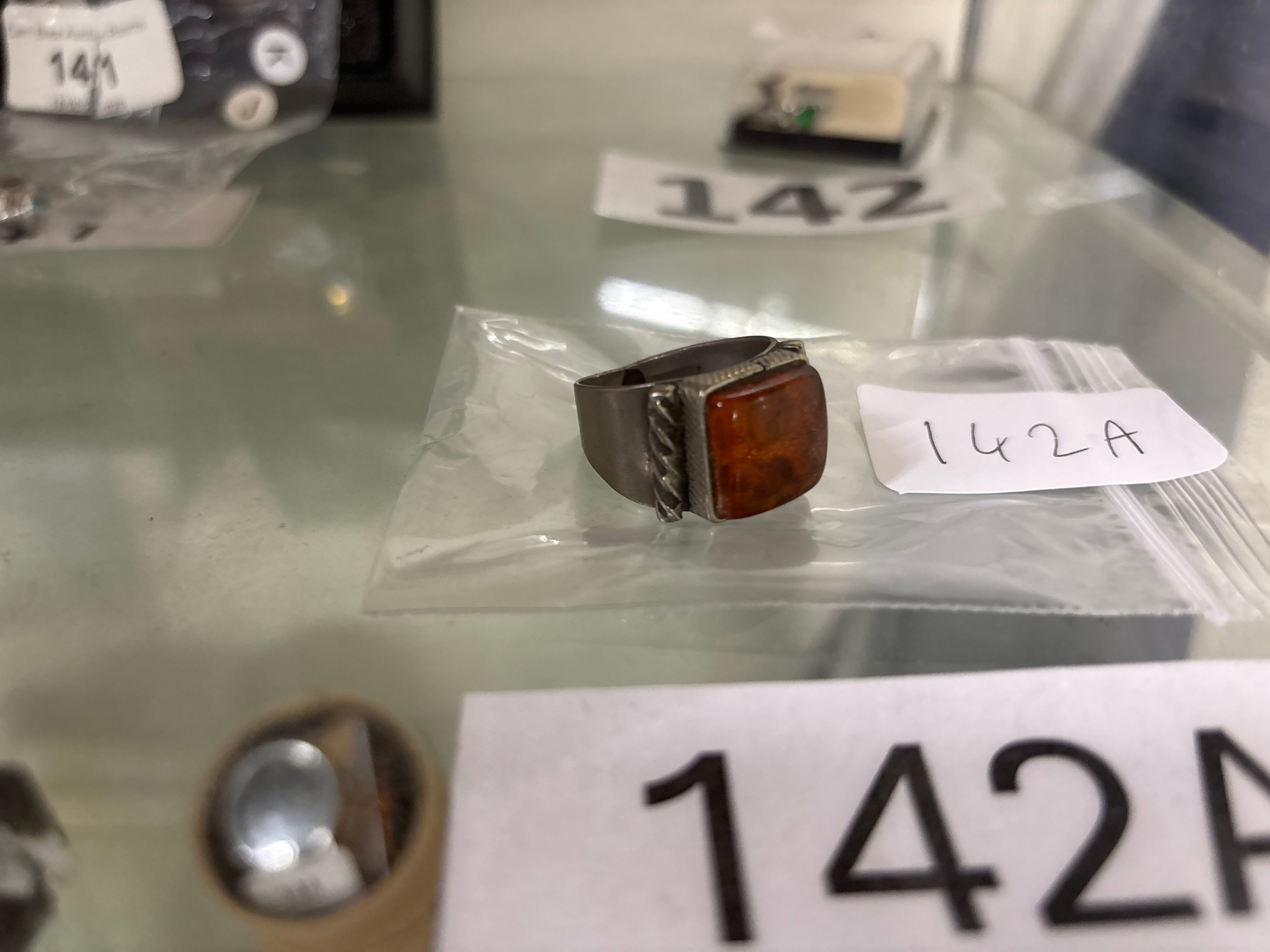 Lot 142a