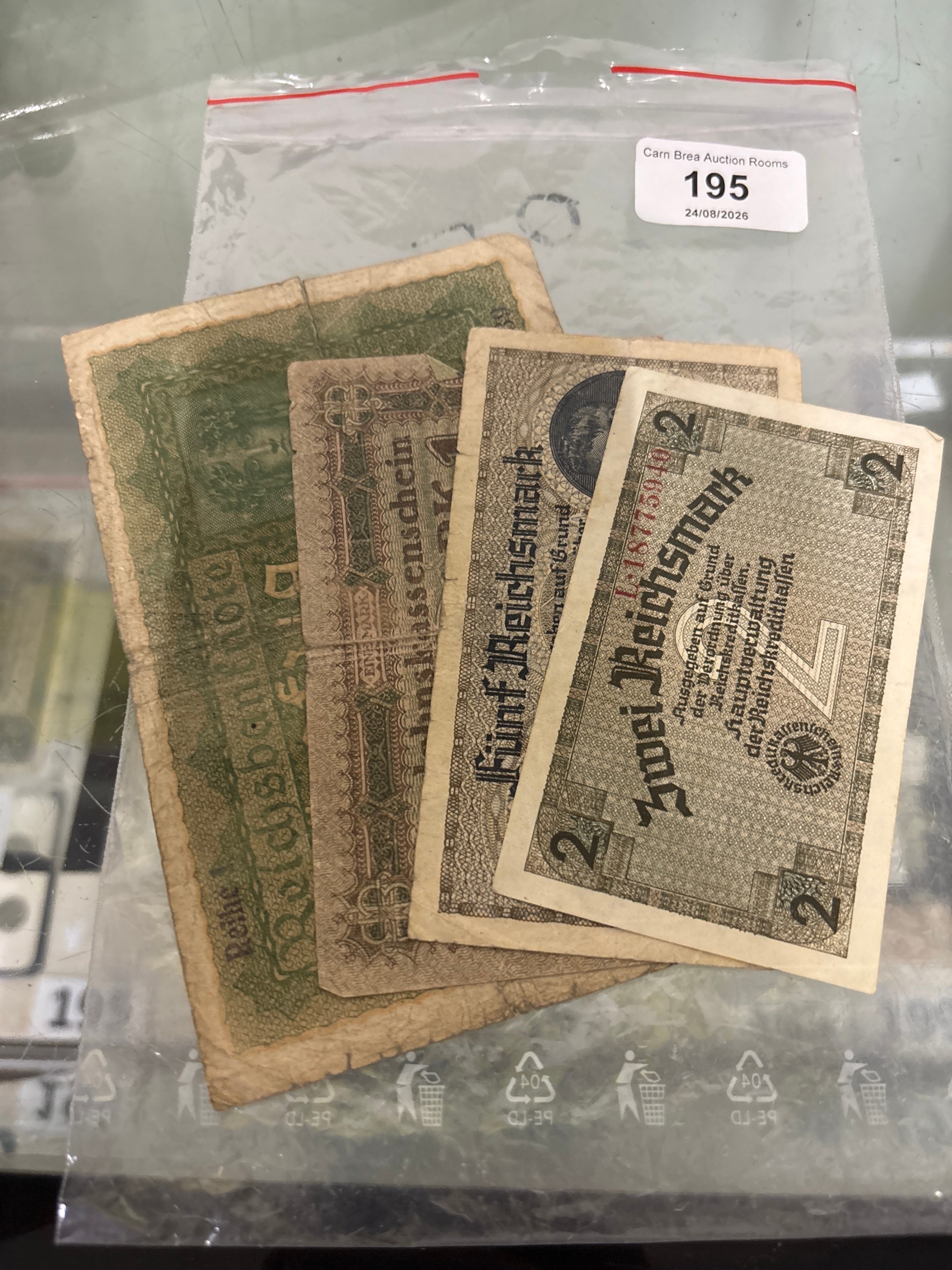 Lot 195