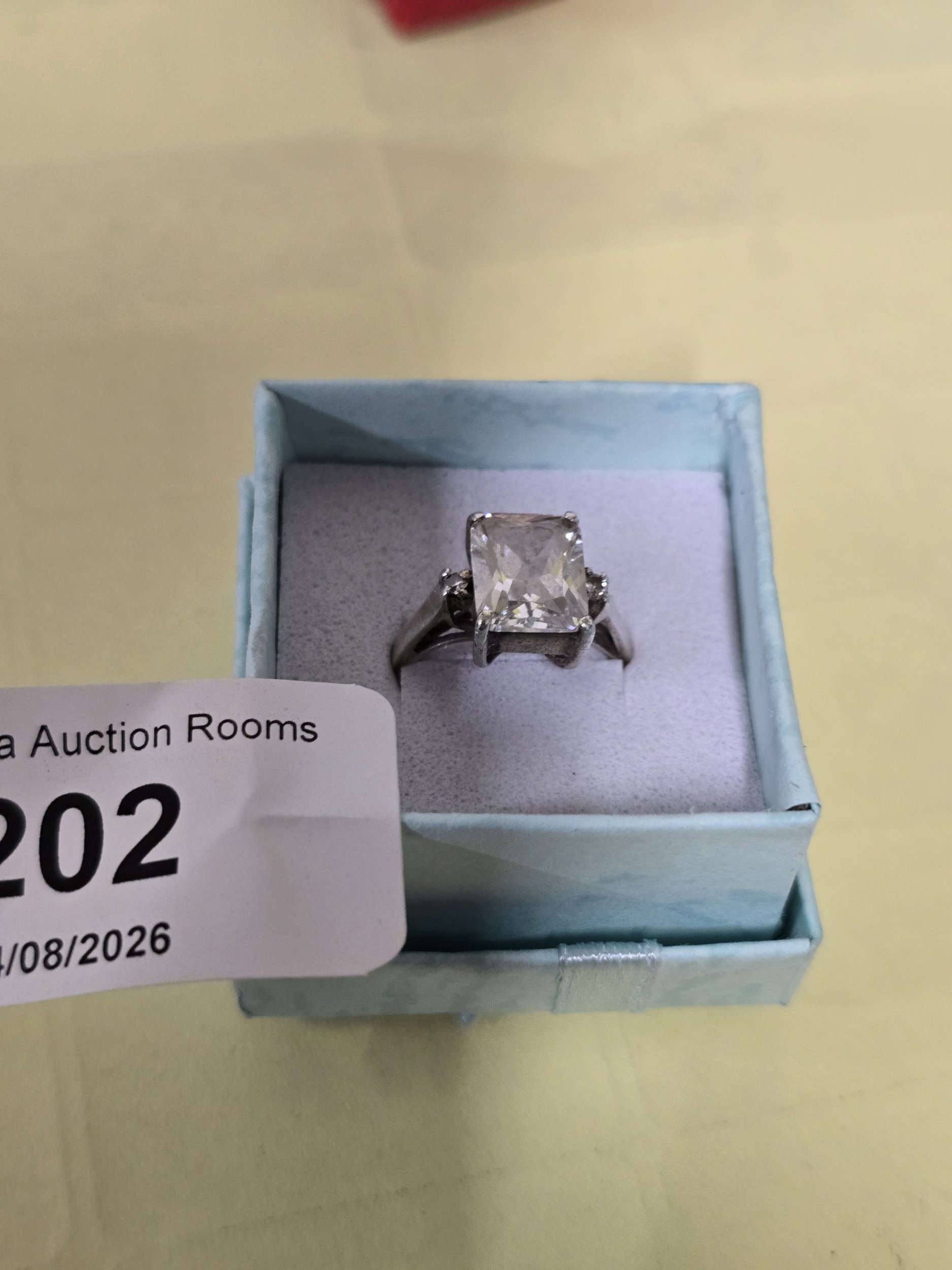 Lot 202