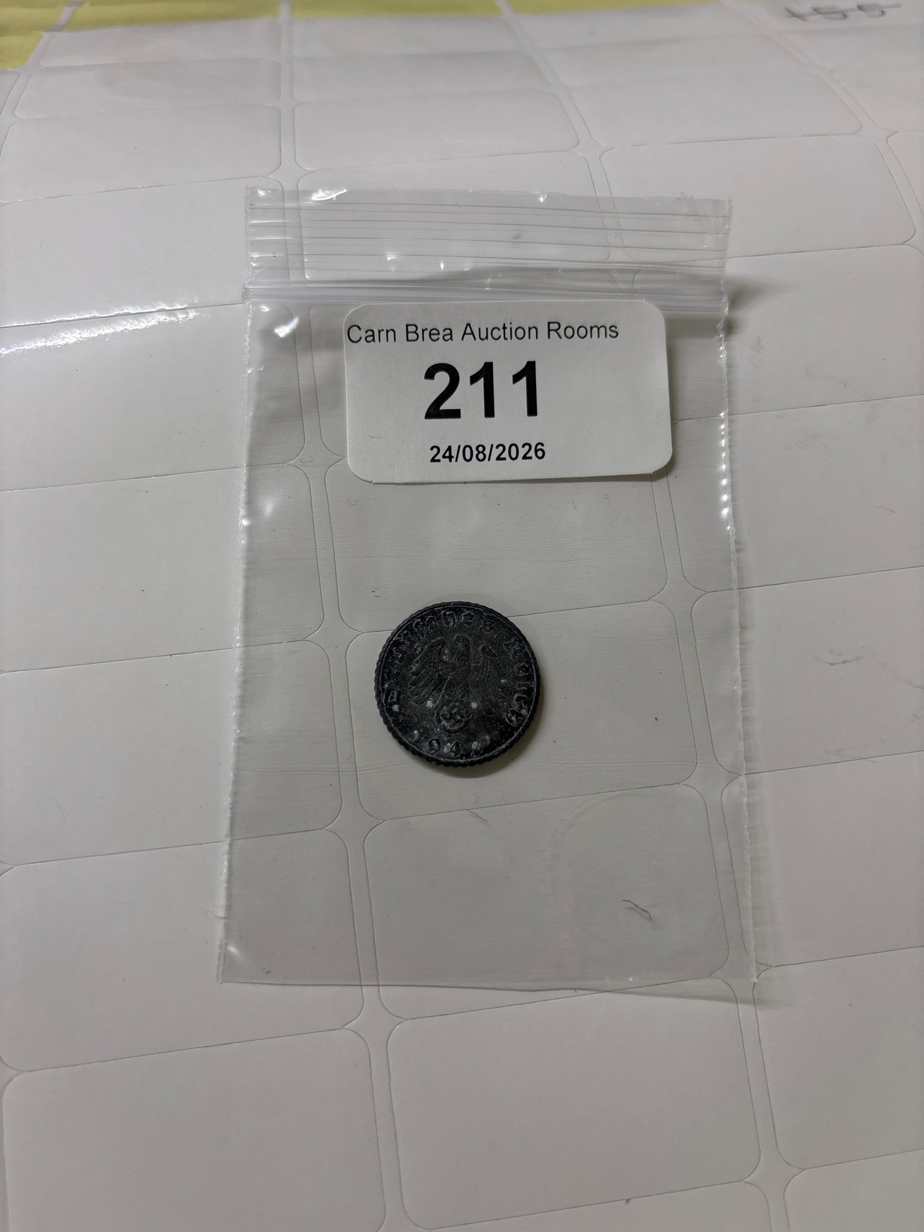 Lot 211