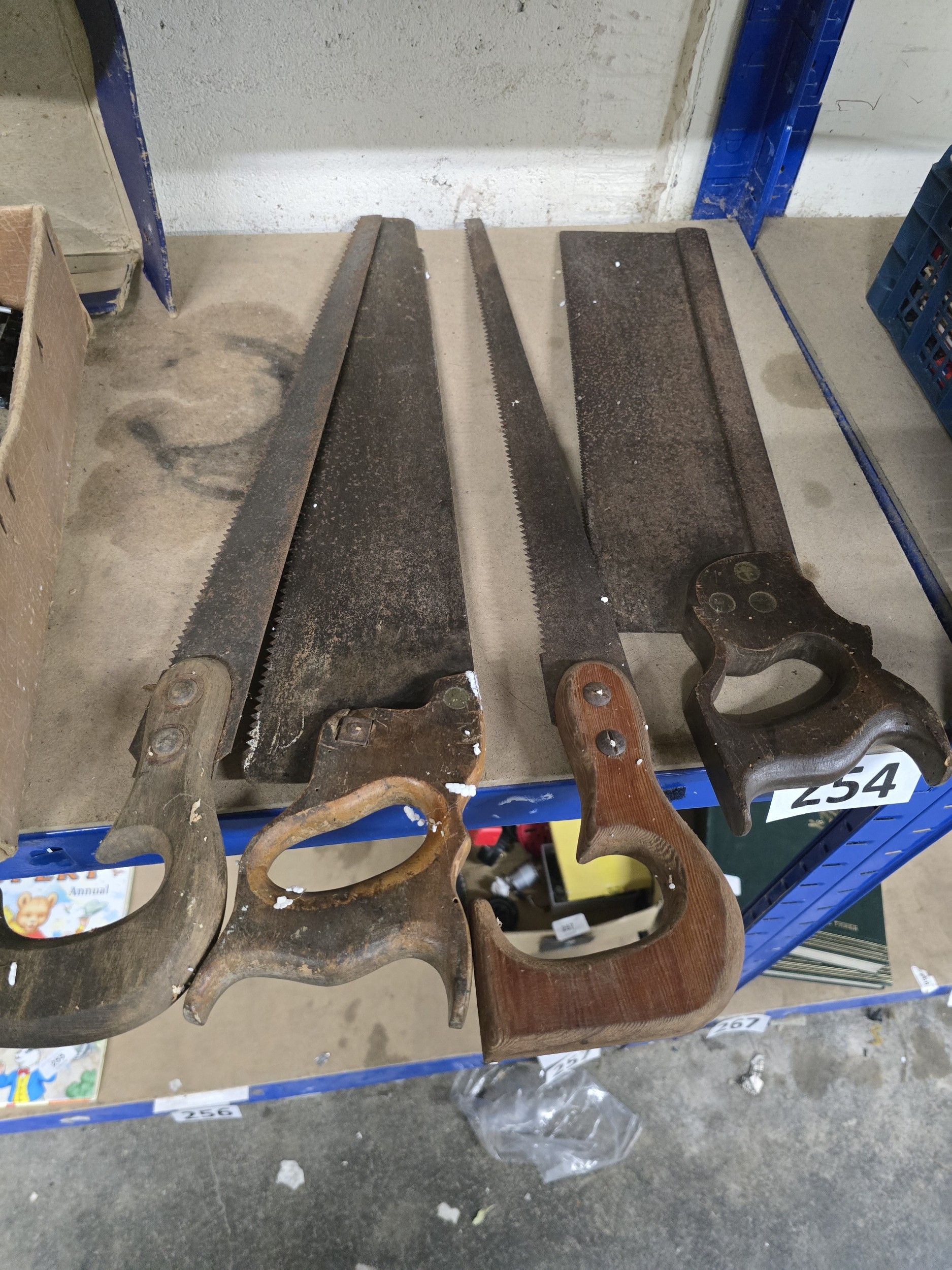 Lot 256