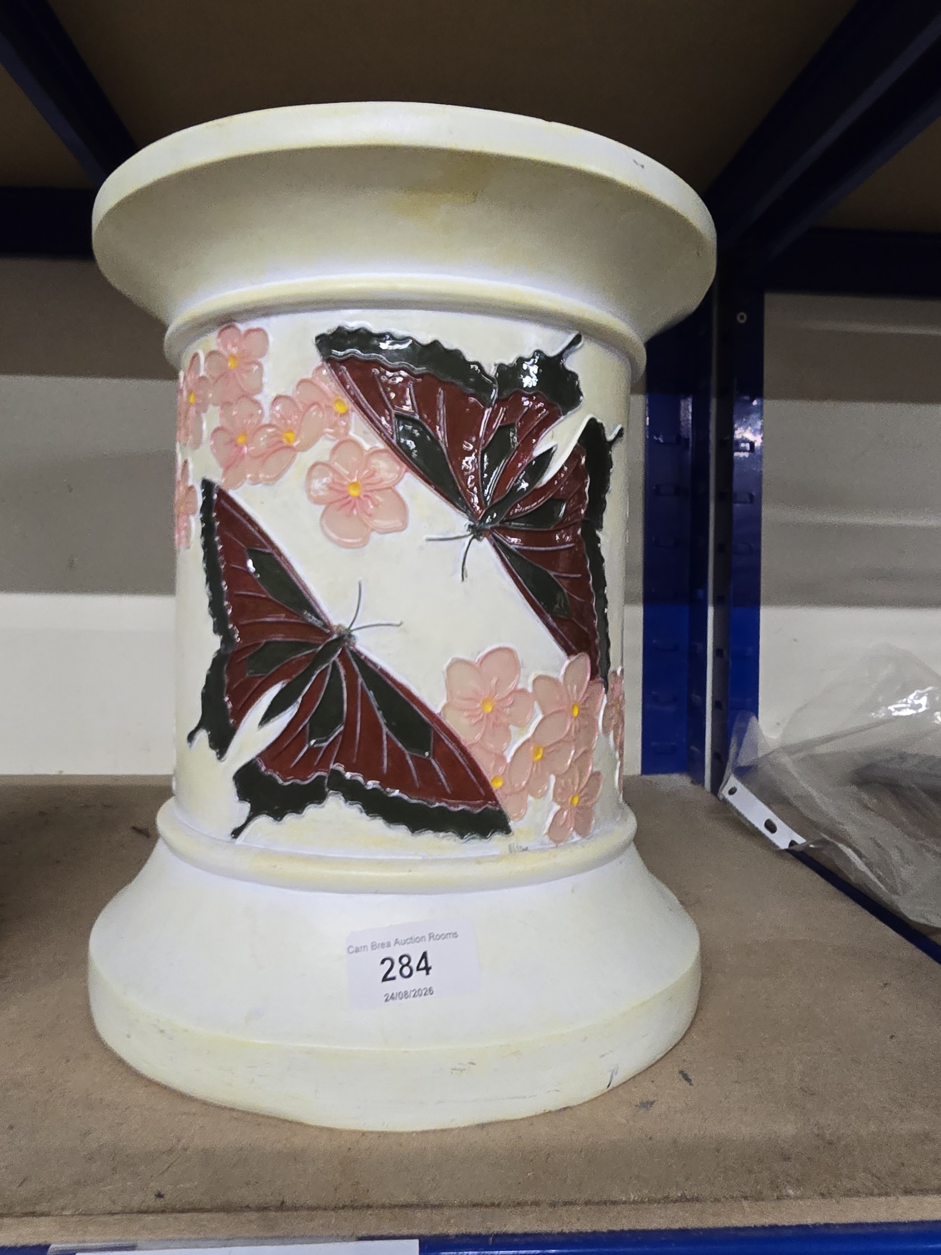 Lot 284