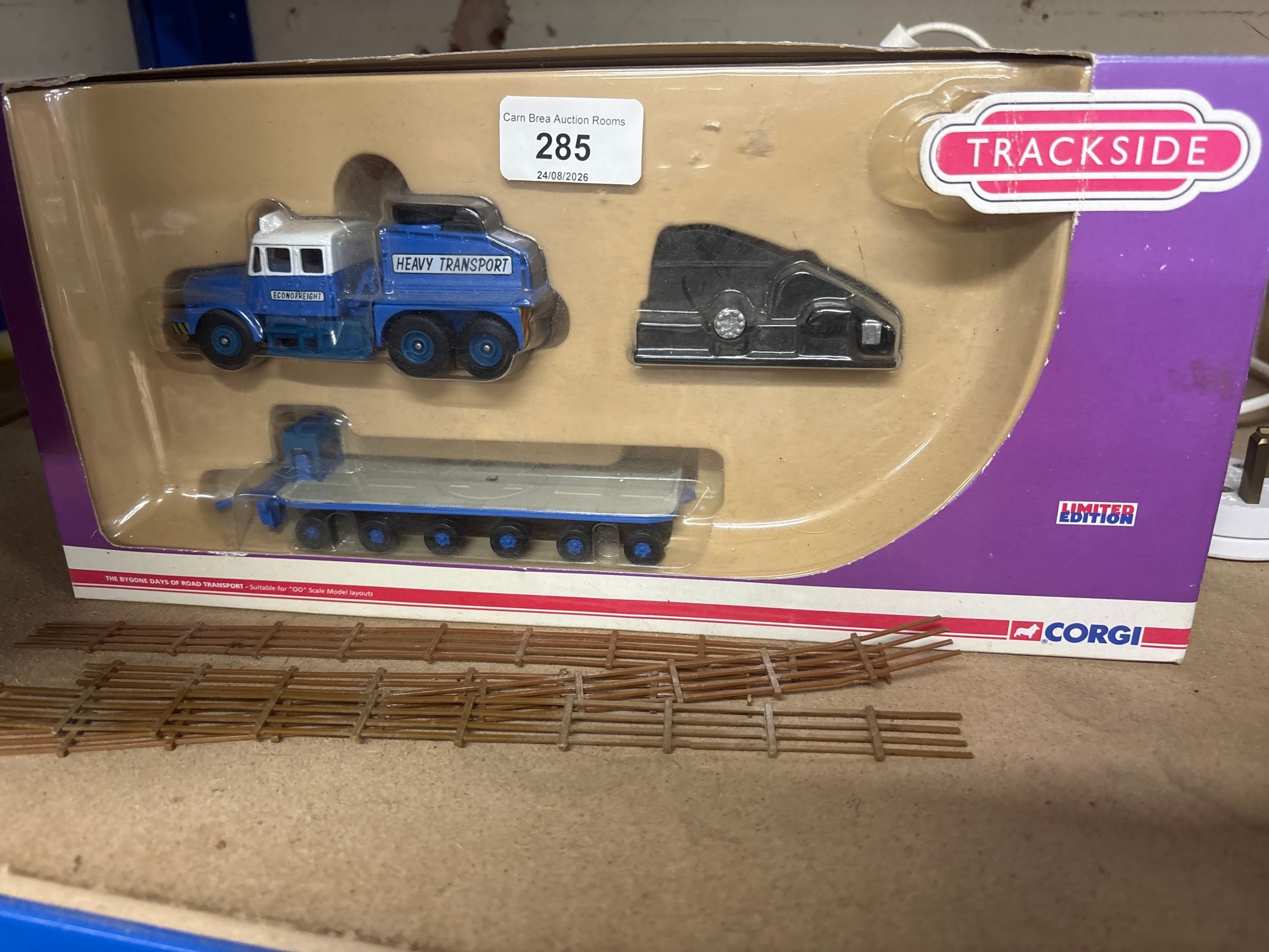 Lot 285