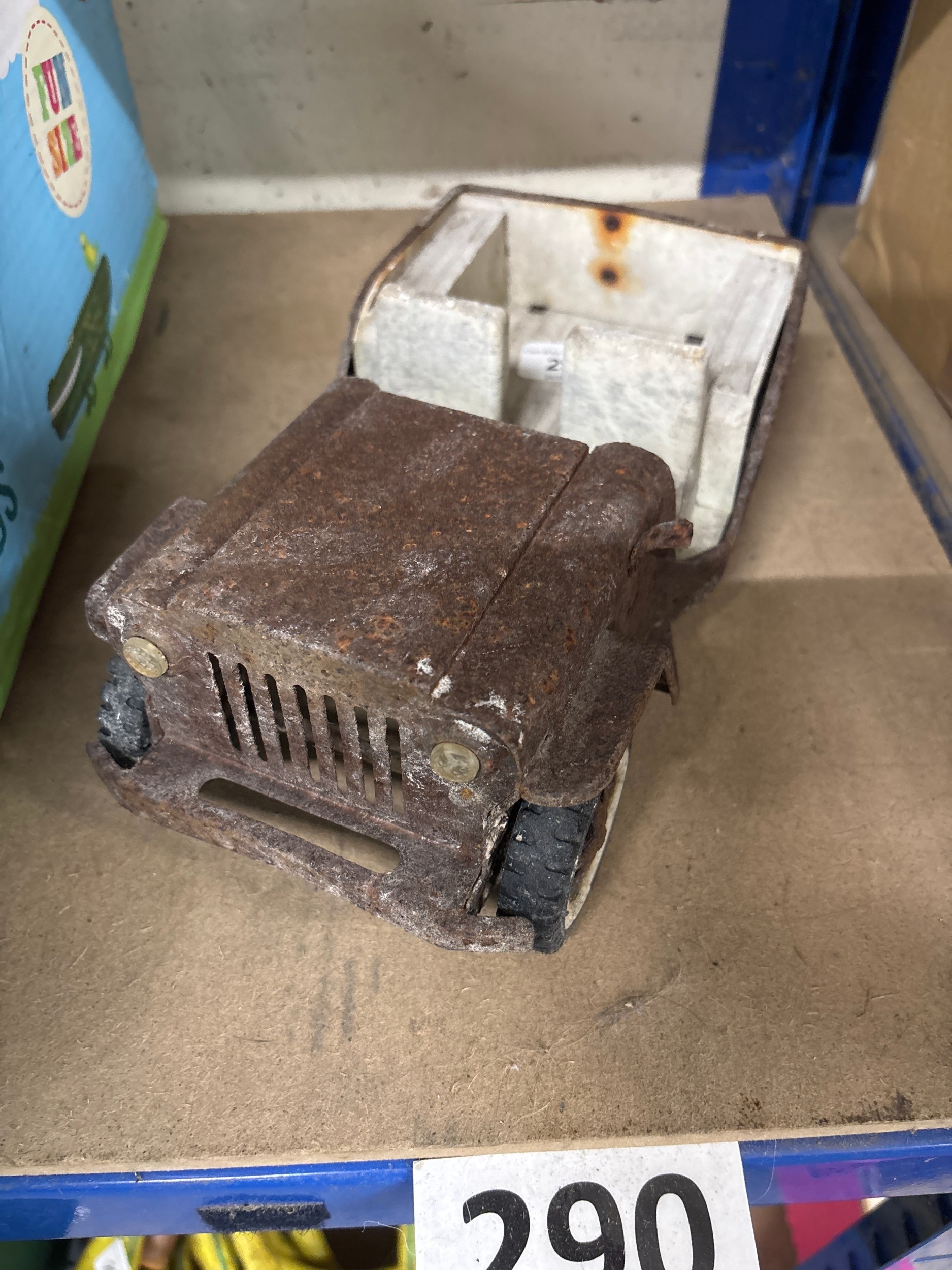 Lot 290