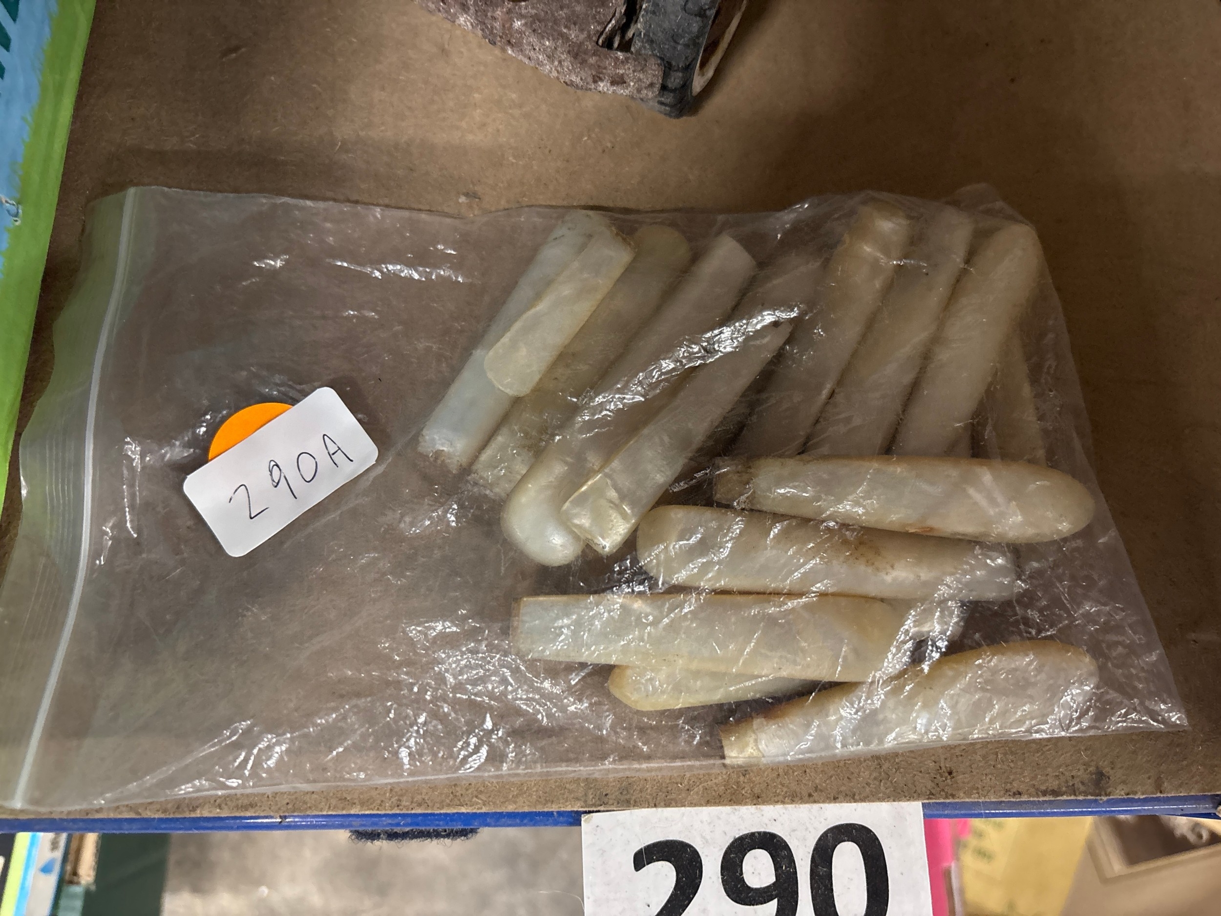 Lot 290a