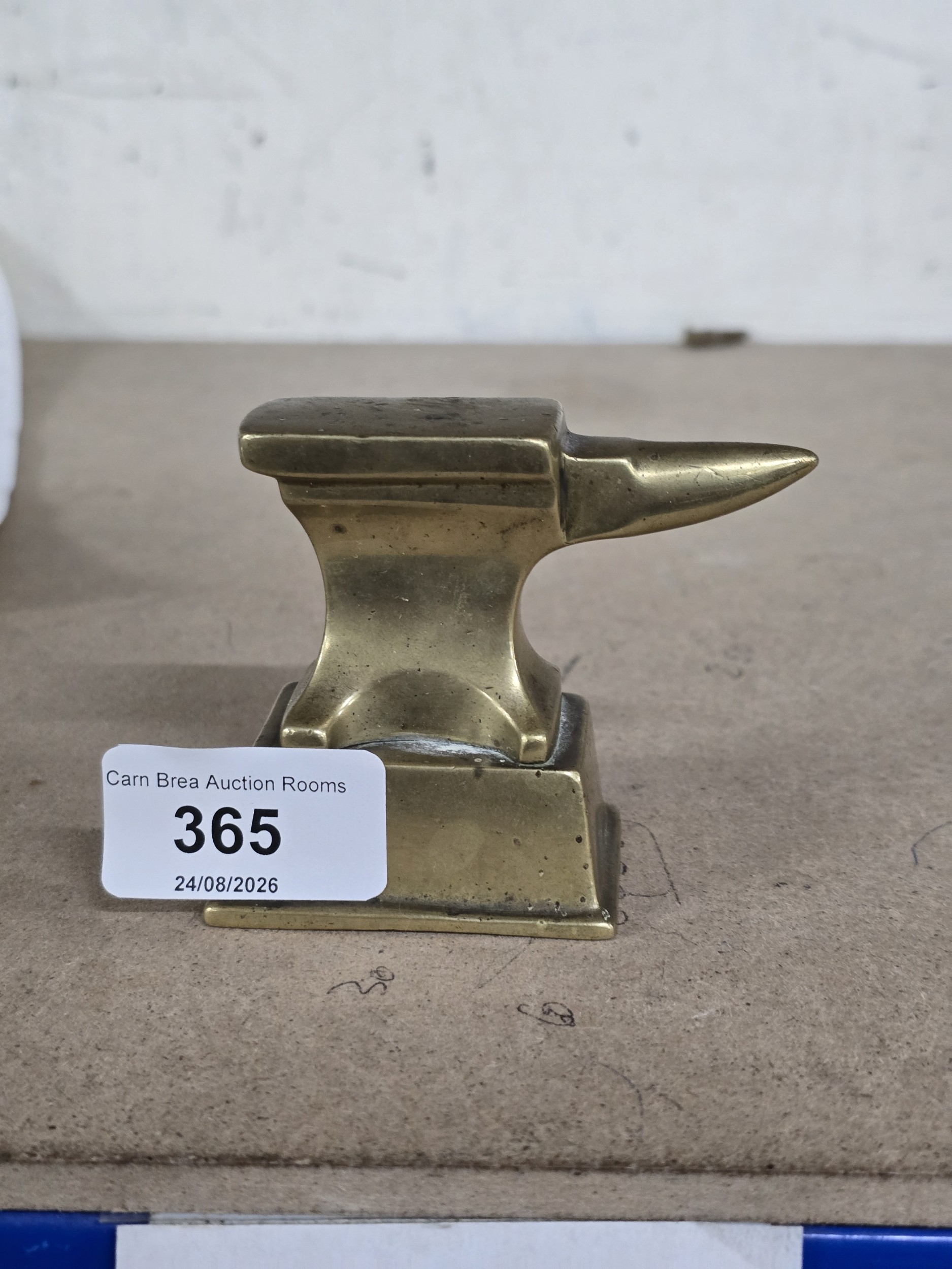 Lot 365
