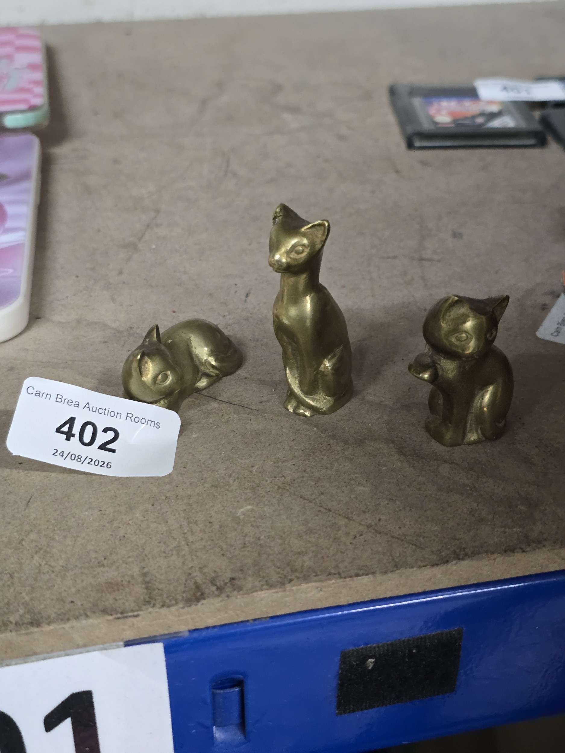 Lot 402
