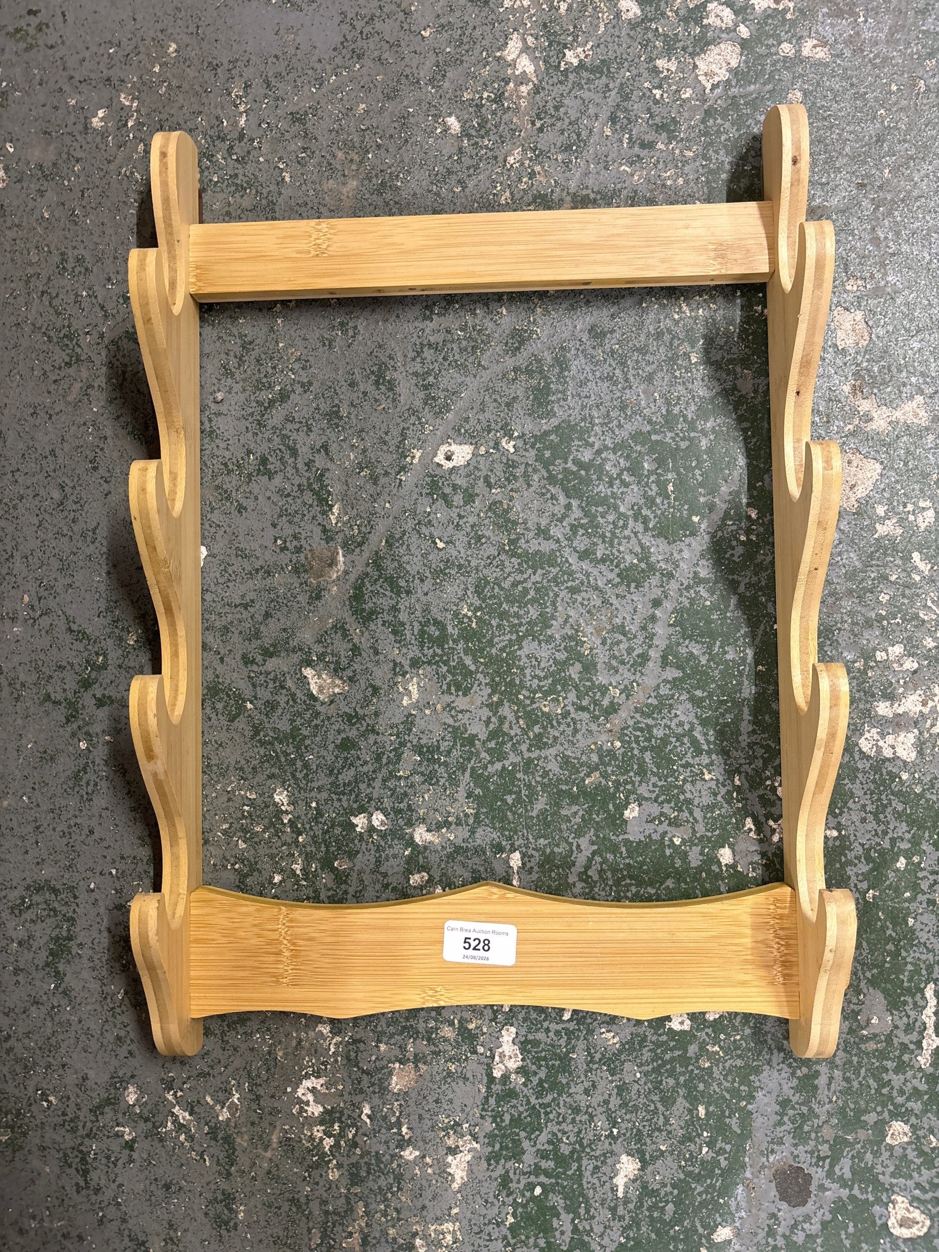Lot 528