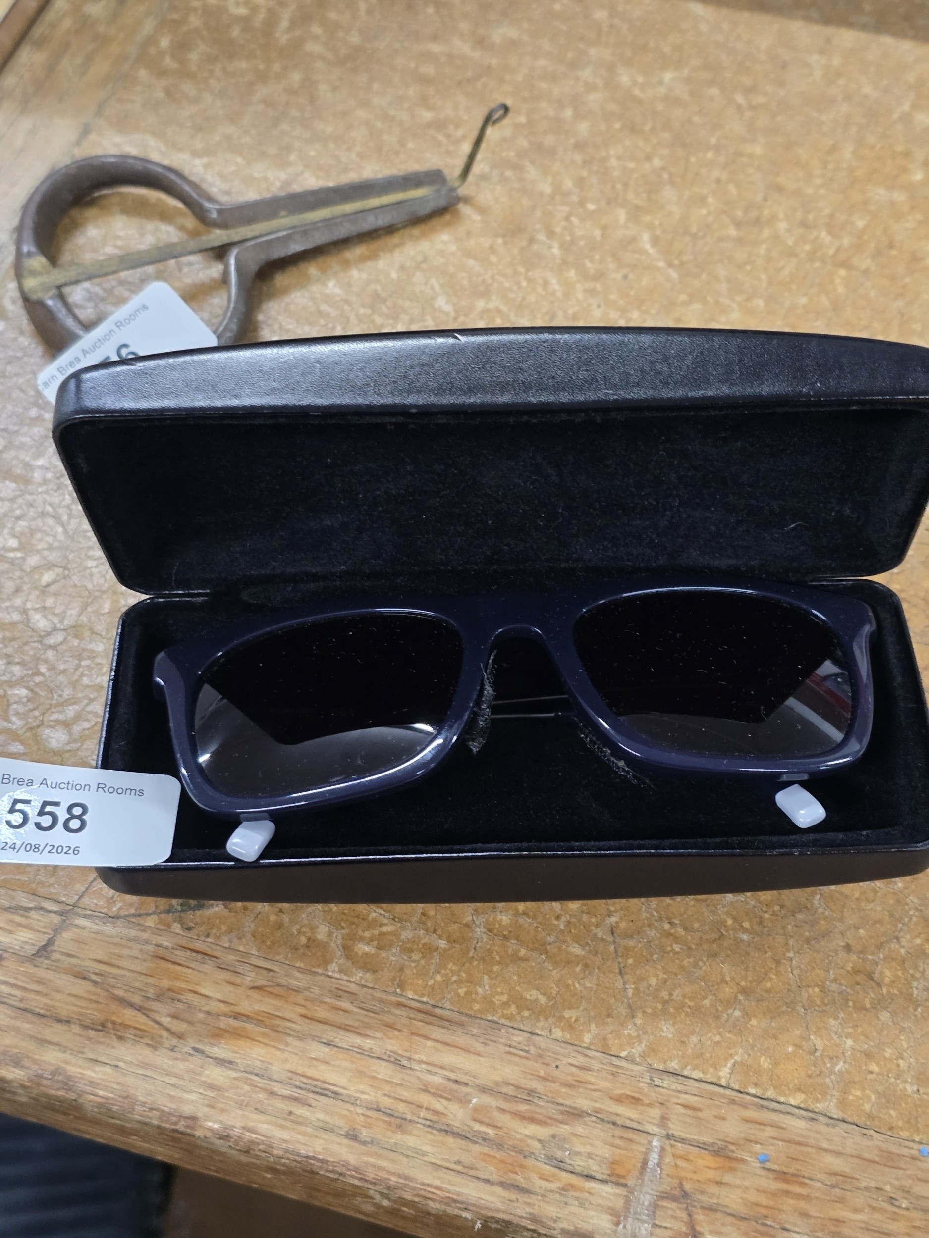 Lot 558