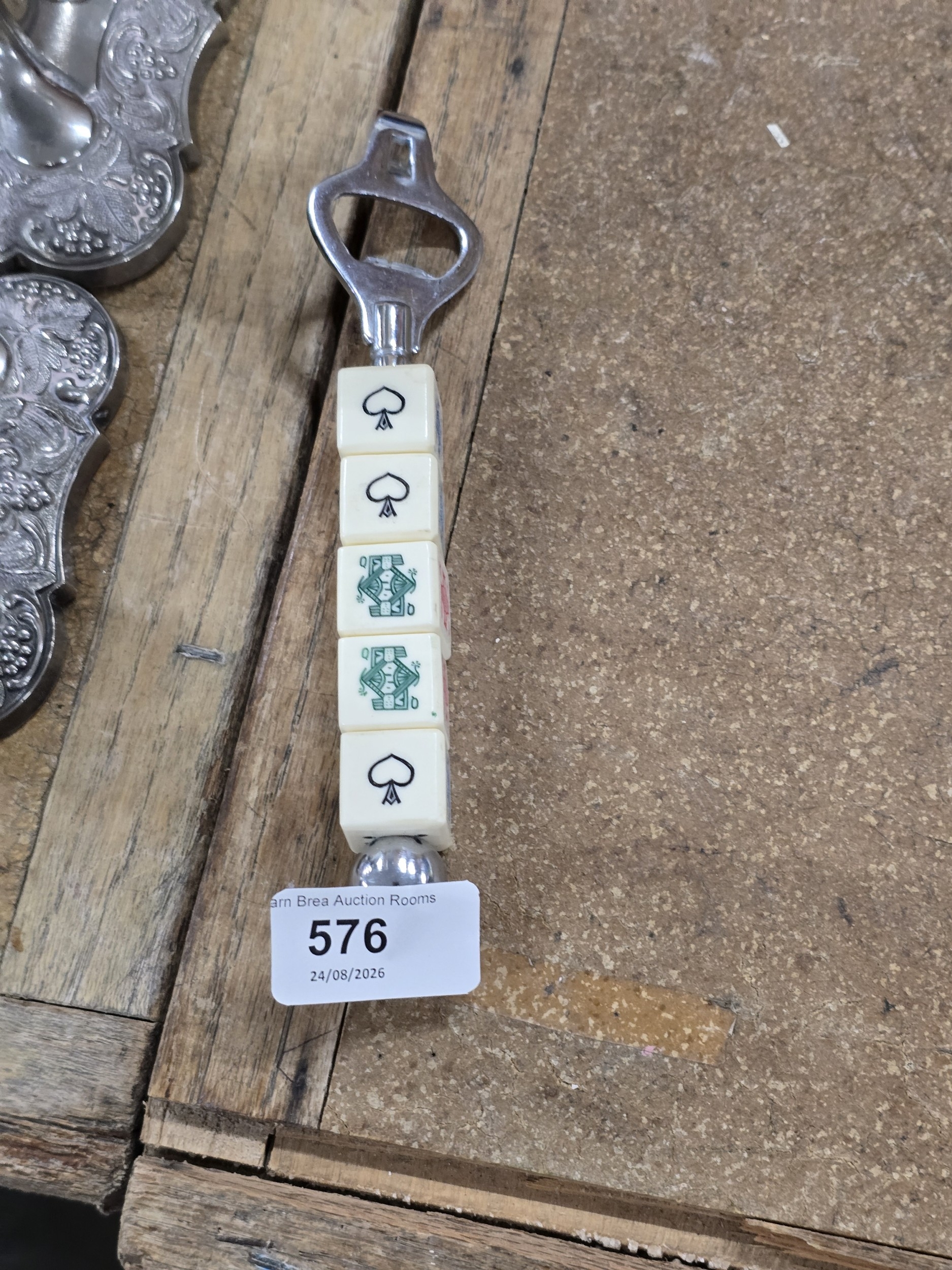 Lot 576