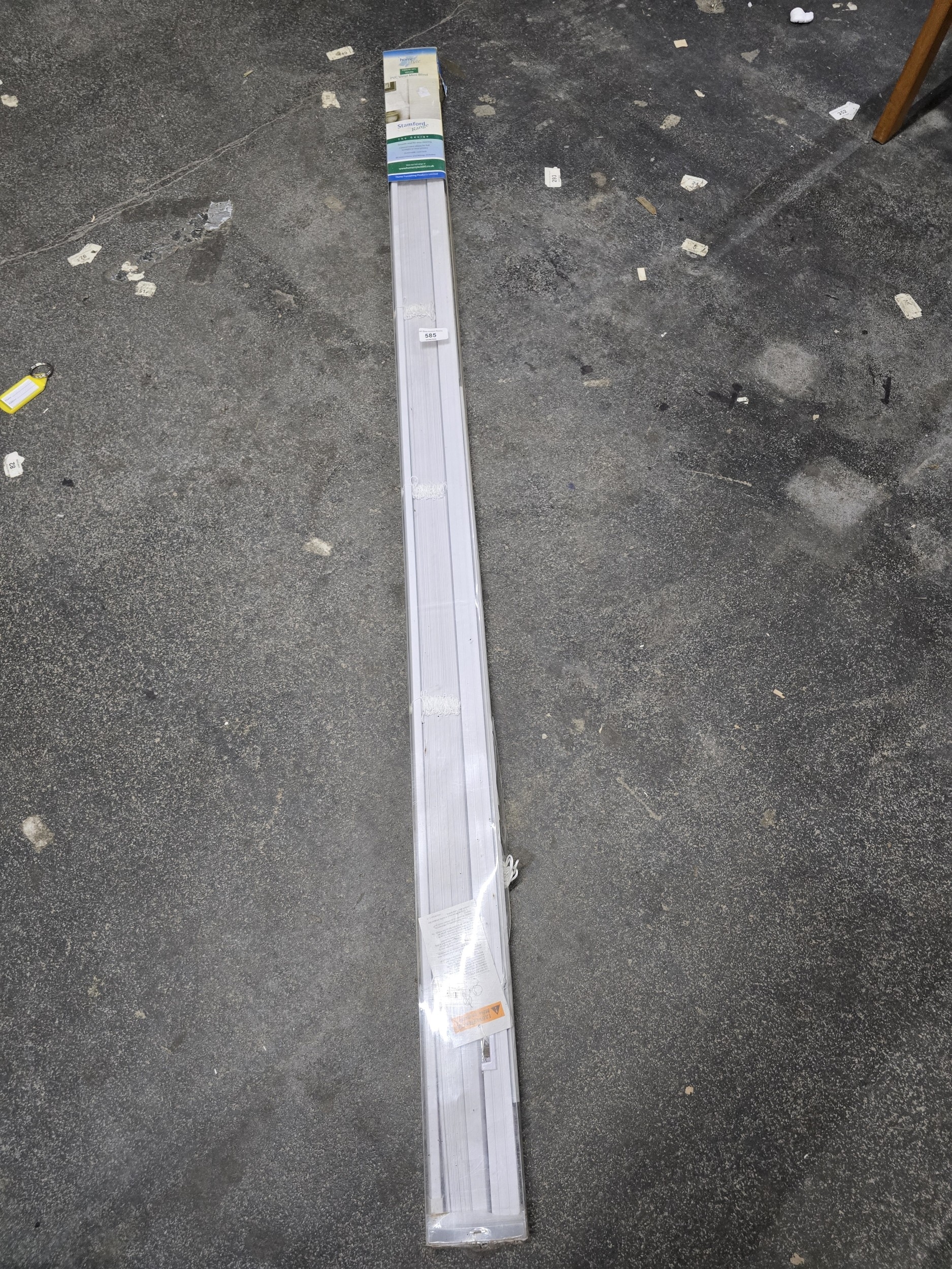 Lot 585