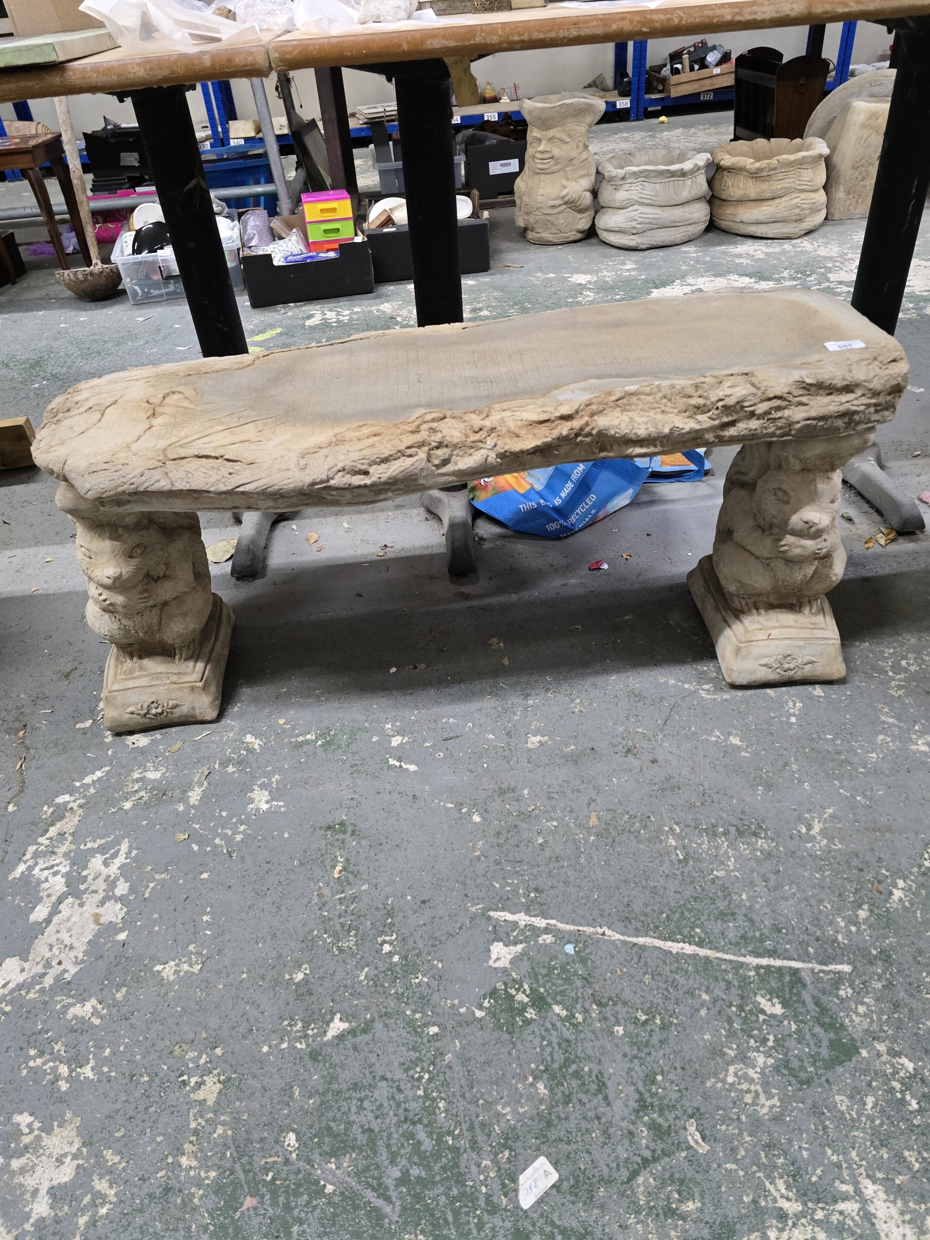 Lot 595