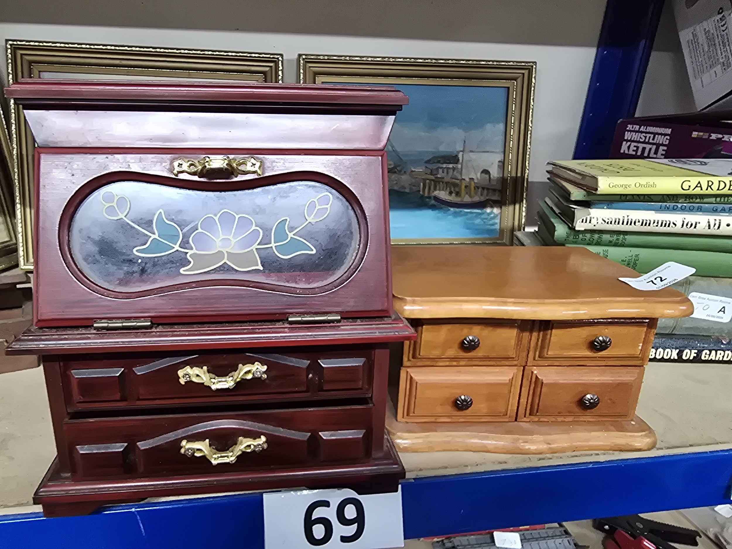Lot 72