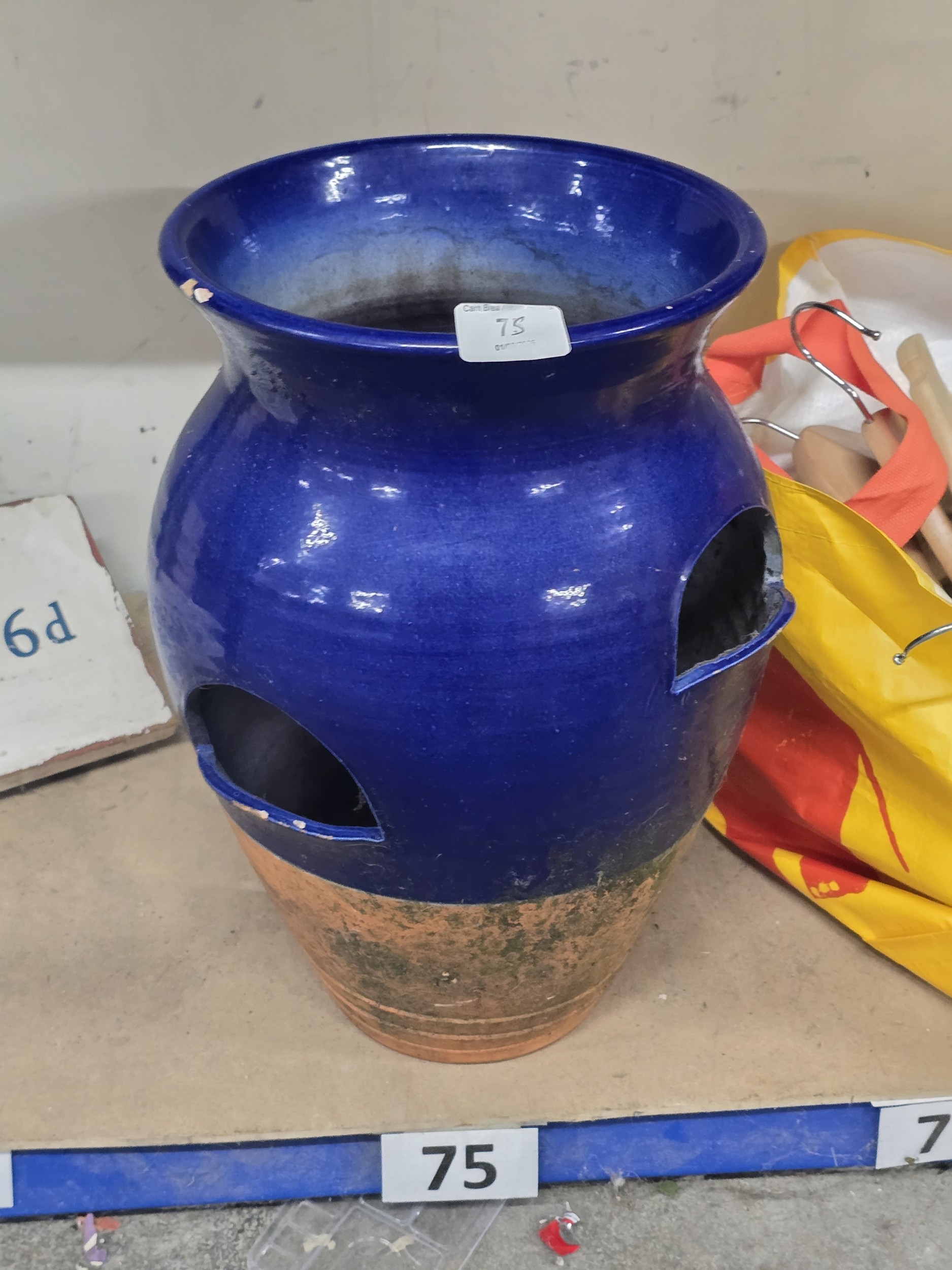 Lot 75