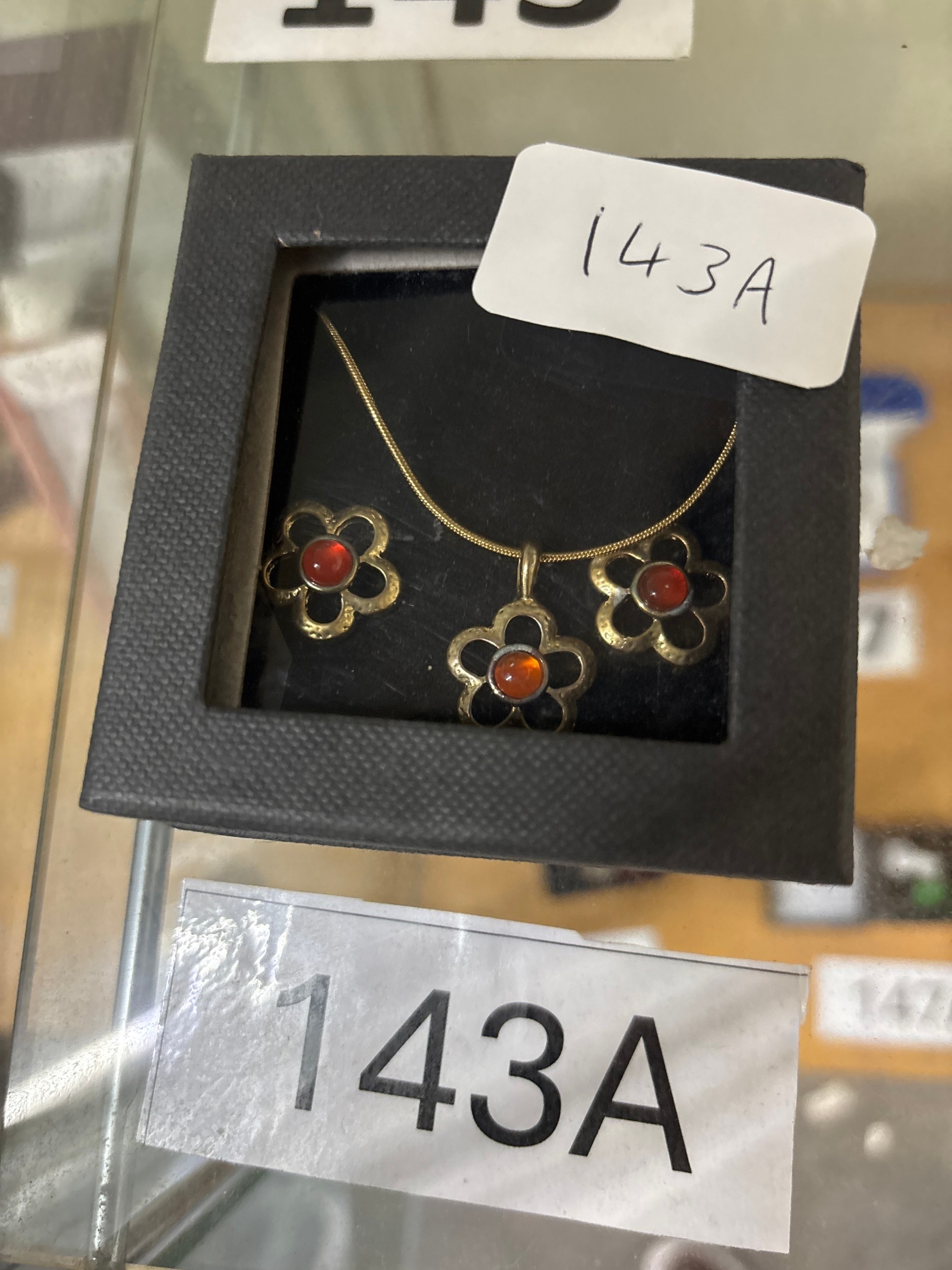 Lot 143a