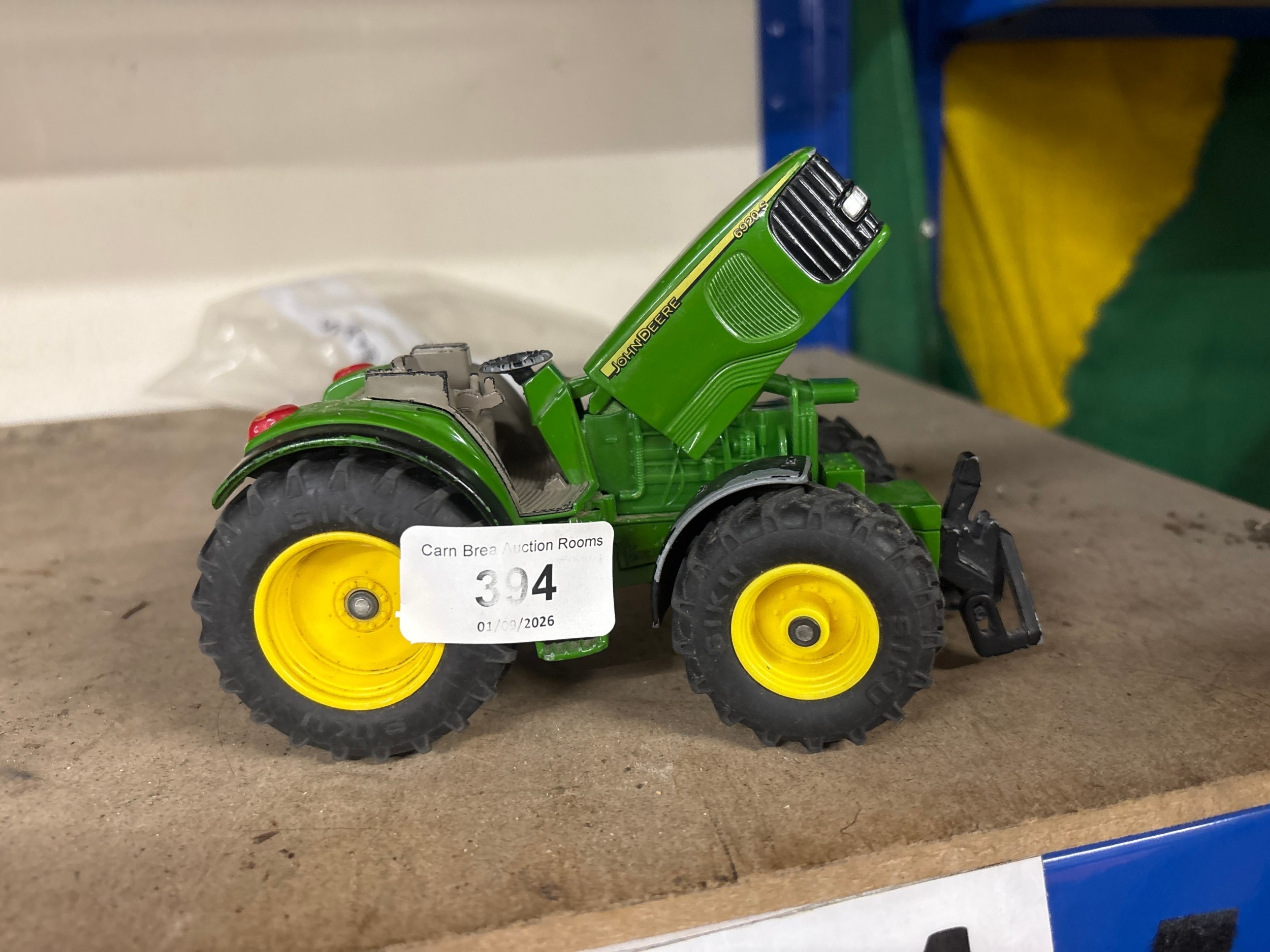 Lot 394