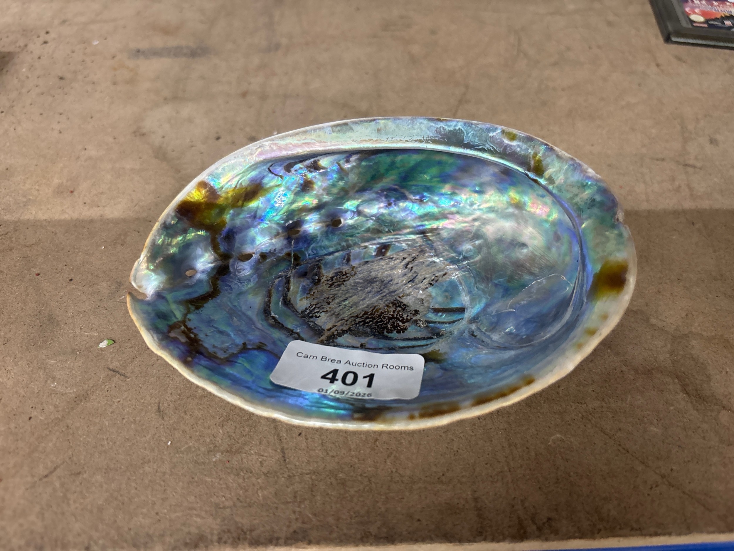 Lot 401