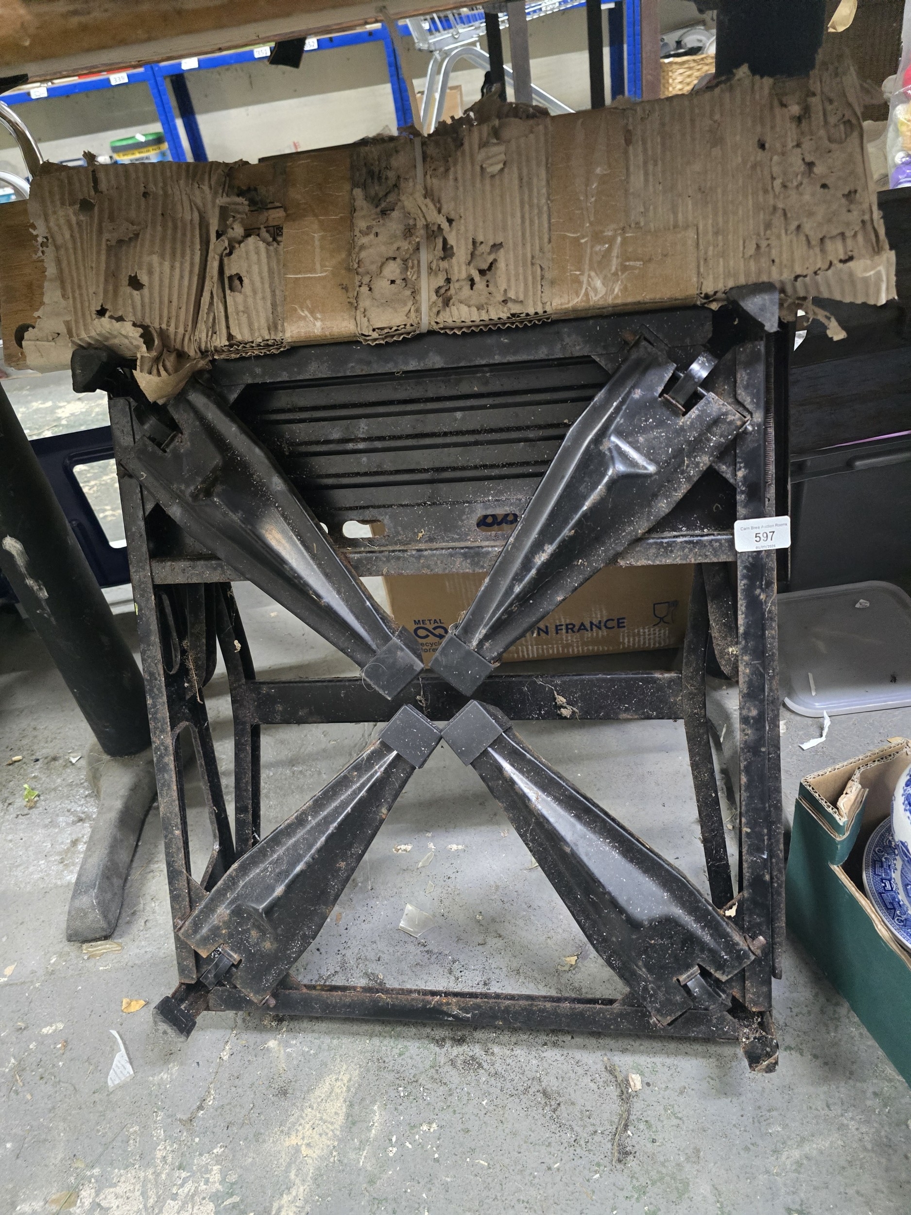 Lot 597