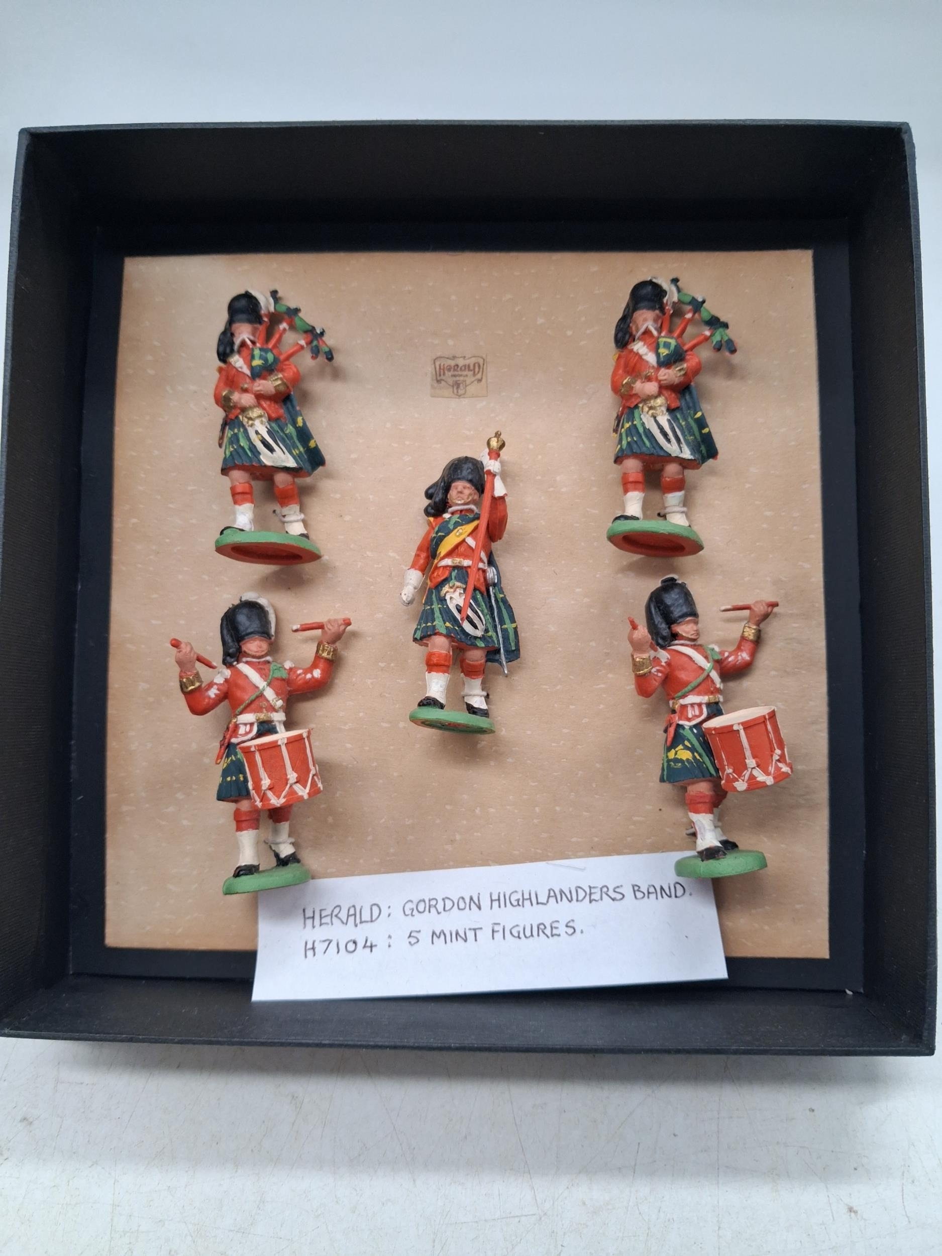 Herald, Gordon Highlanders Band H7104, 5 boxed figures