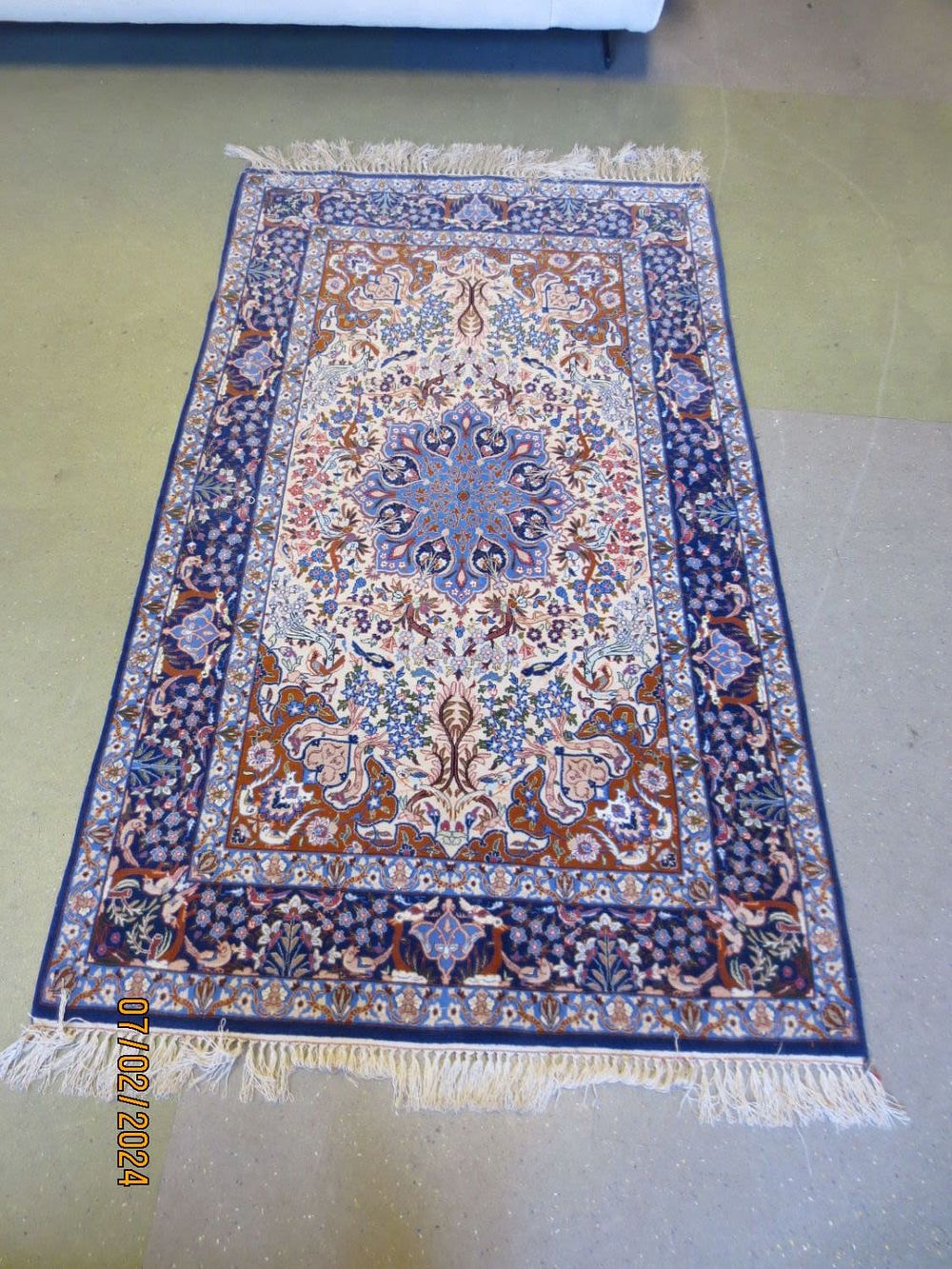 Isfahan - very beautiful handmade rug from Iran Isfahan
. very bautiful Handmade rug from Iran 